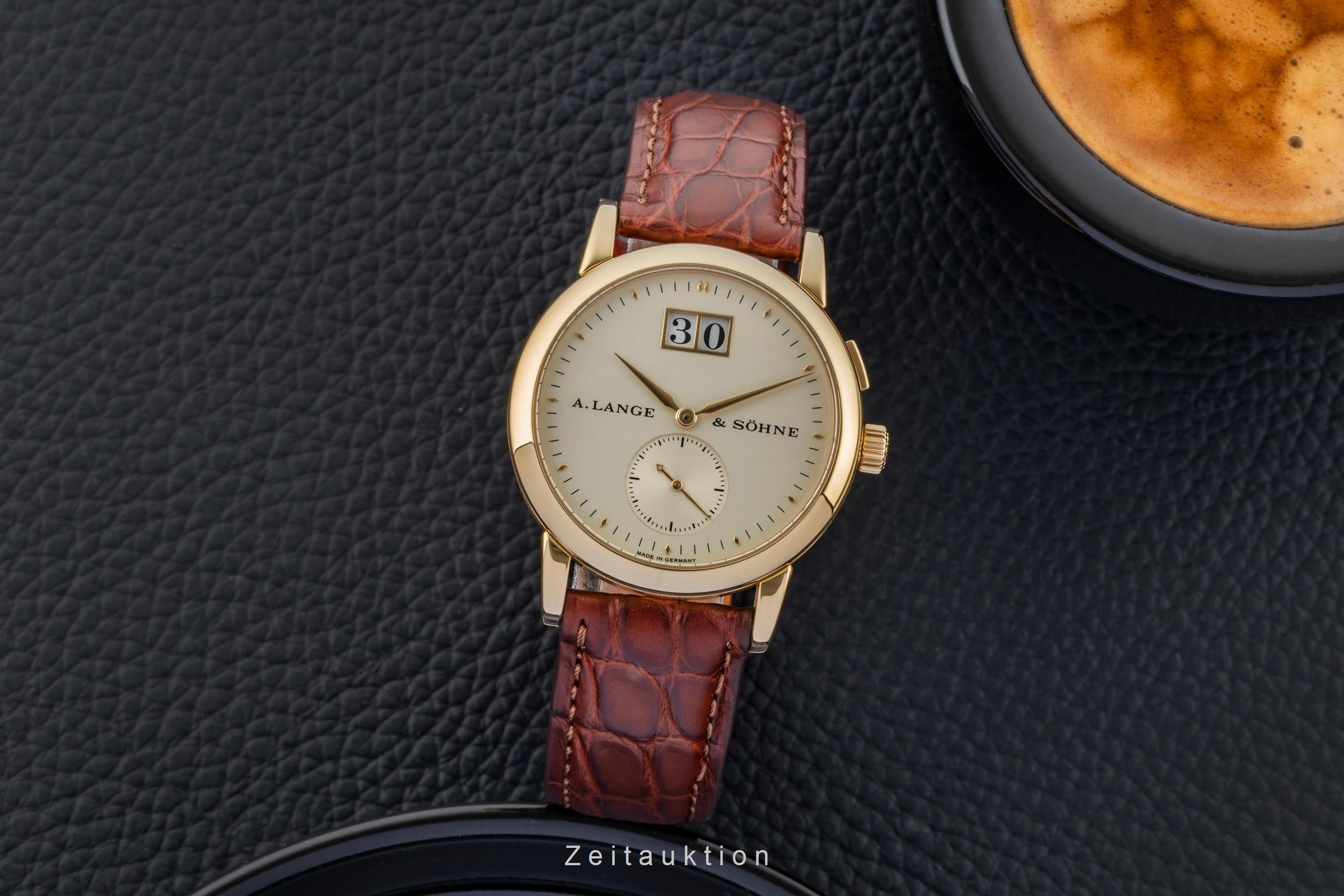 A. Lange & Söhne Saxonia 18 ct gold manual winding Kal. L941.3 Ref