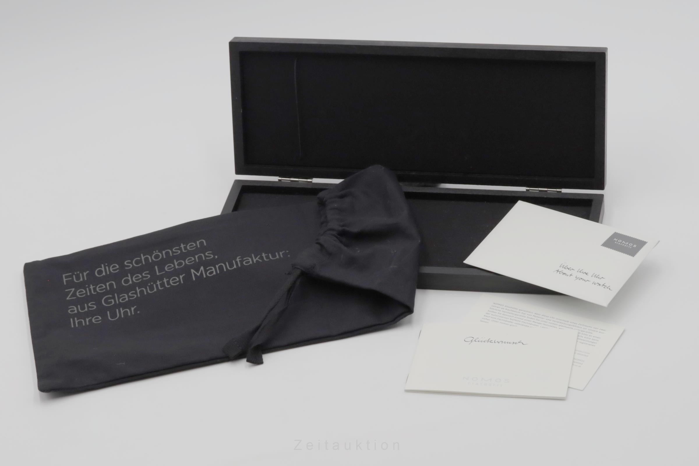 Nomos Tangente acero cuerda manual reloj para caballeros Tangente for Doctors without Borders Limited  [2600473]