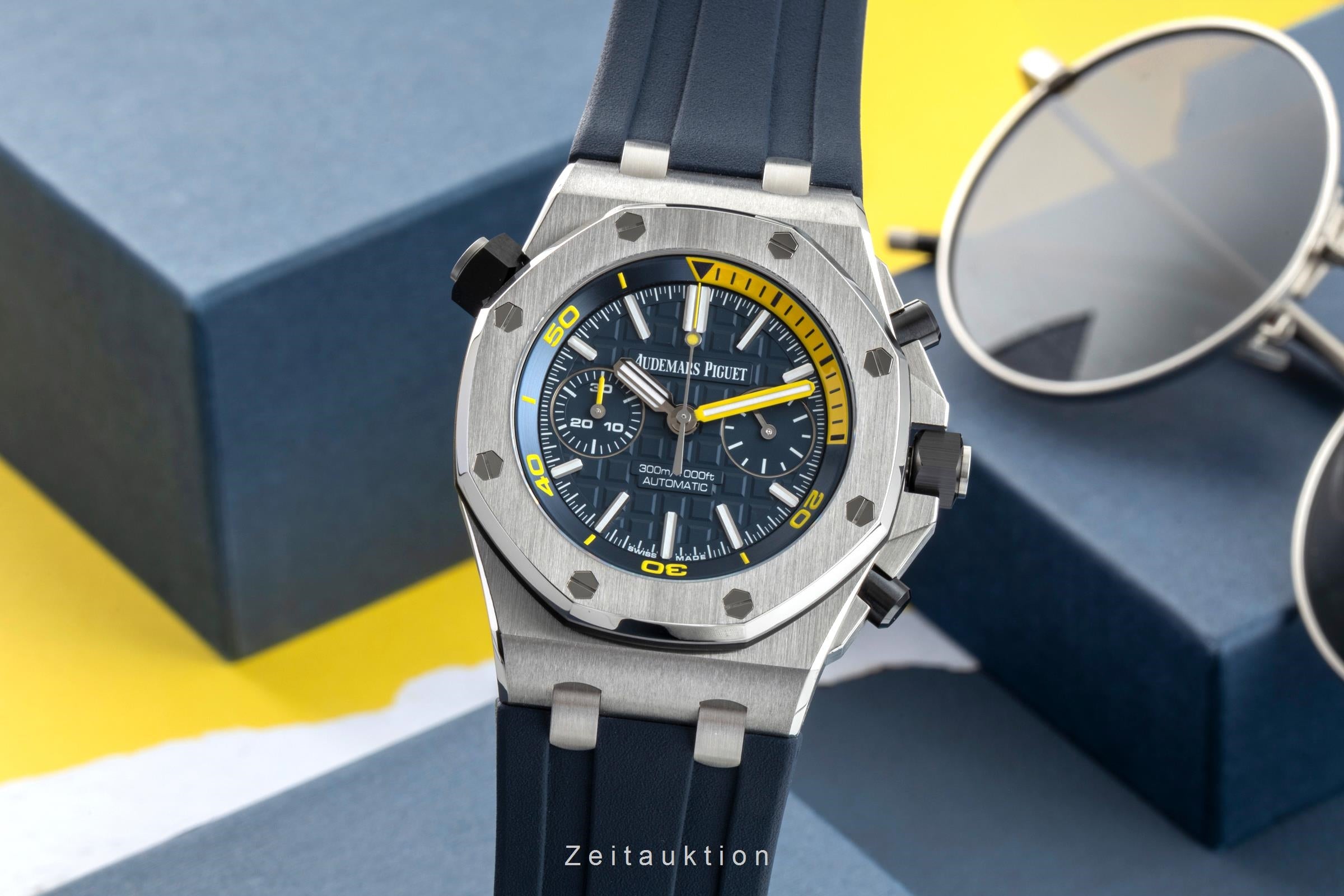 Audemars Piguet Royal Oak chronograph steel automatic men's watch 26703ST.OO.A027CA.01  [2600525]