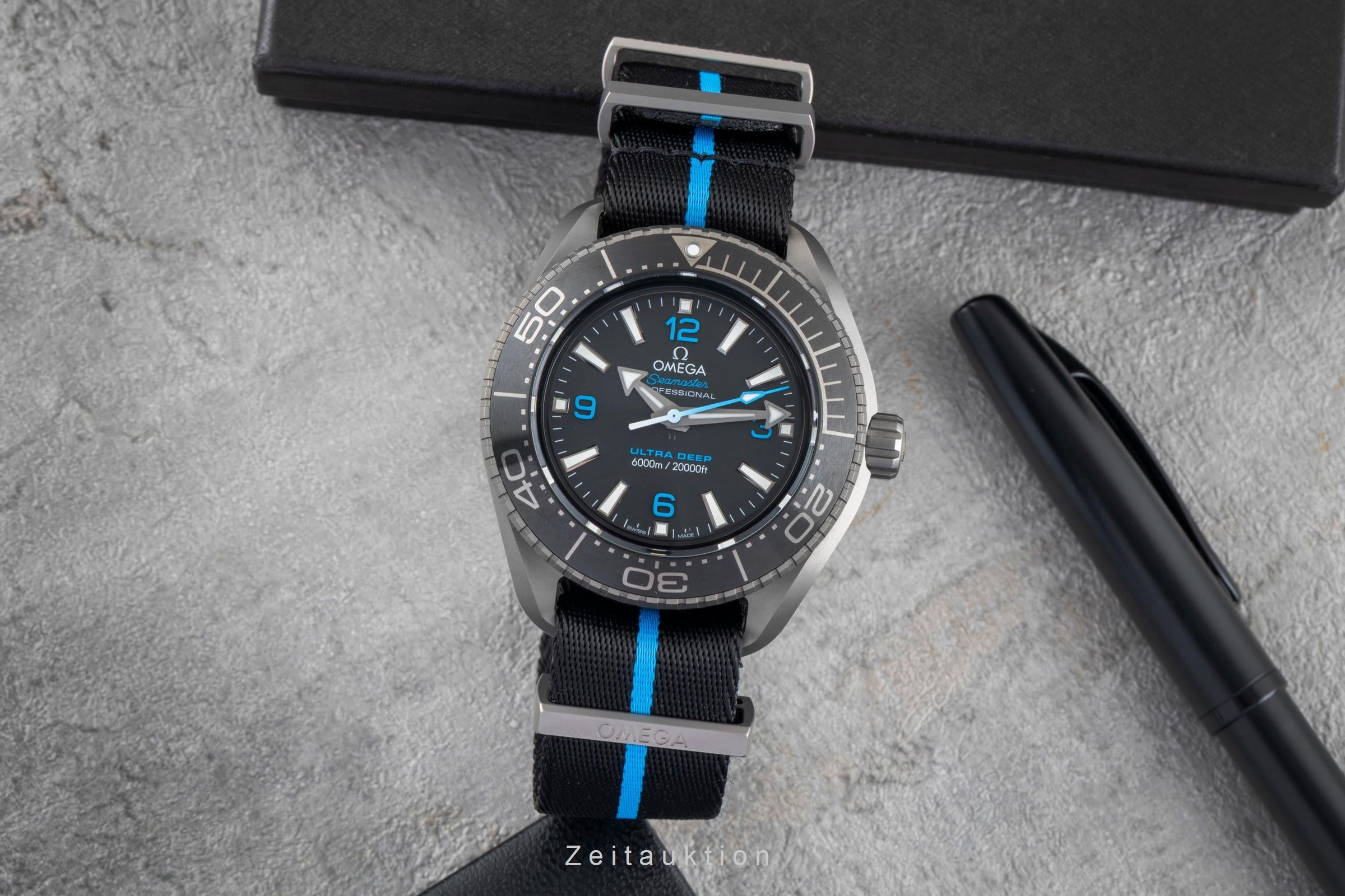 Omega Seamaster titane  automatique montre pour hommes 215.92.46.21.01.001 LP: 14800EUR  [2600535]