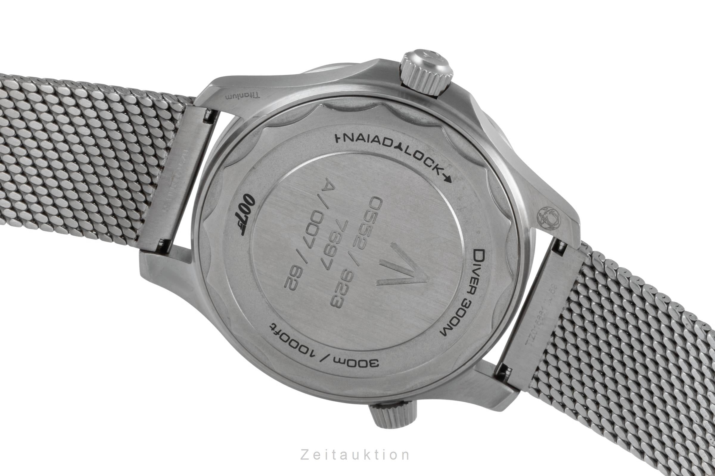 Omega Seamaster titanium automatic men's watch 210.90.42.20.01.001 LP: 10900EUR  [2600559]