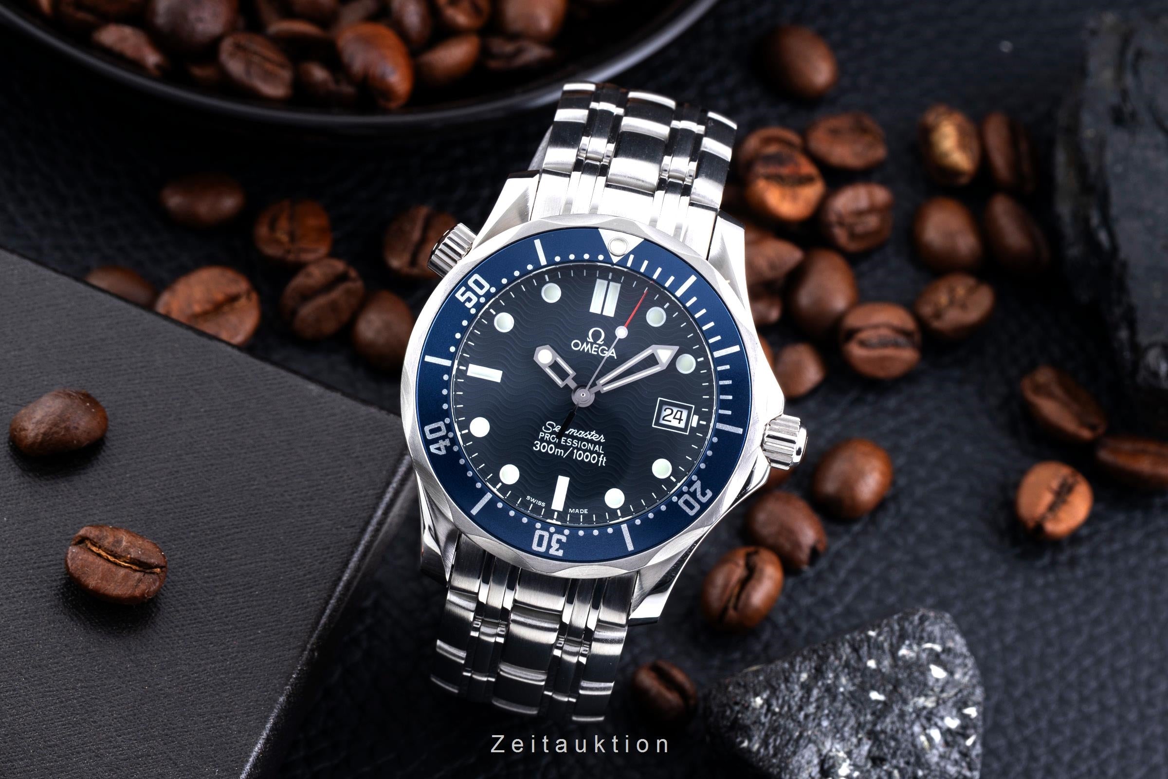 Omega Seamaster steel quartz men's watch 2561.80.00  [2600571]