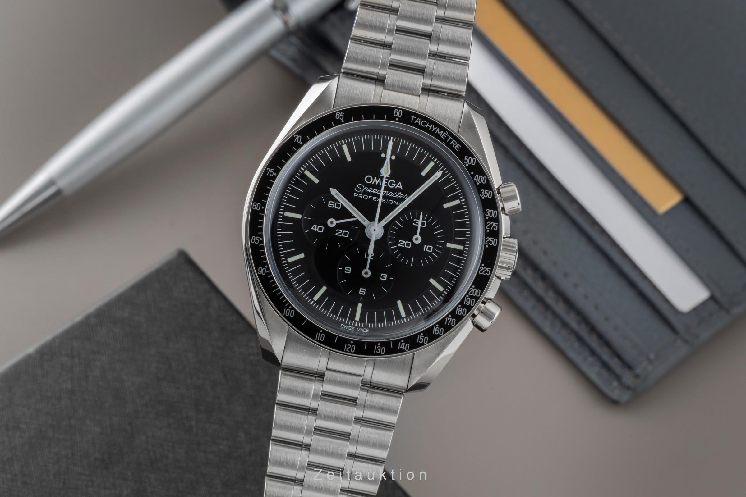 Omega Speedmaster Moonwatch chronograph steel manual winding men's watch 310.30.42.50.01.001 LP: 7600EUR  [2600589]