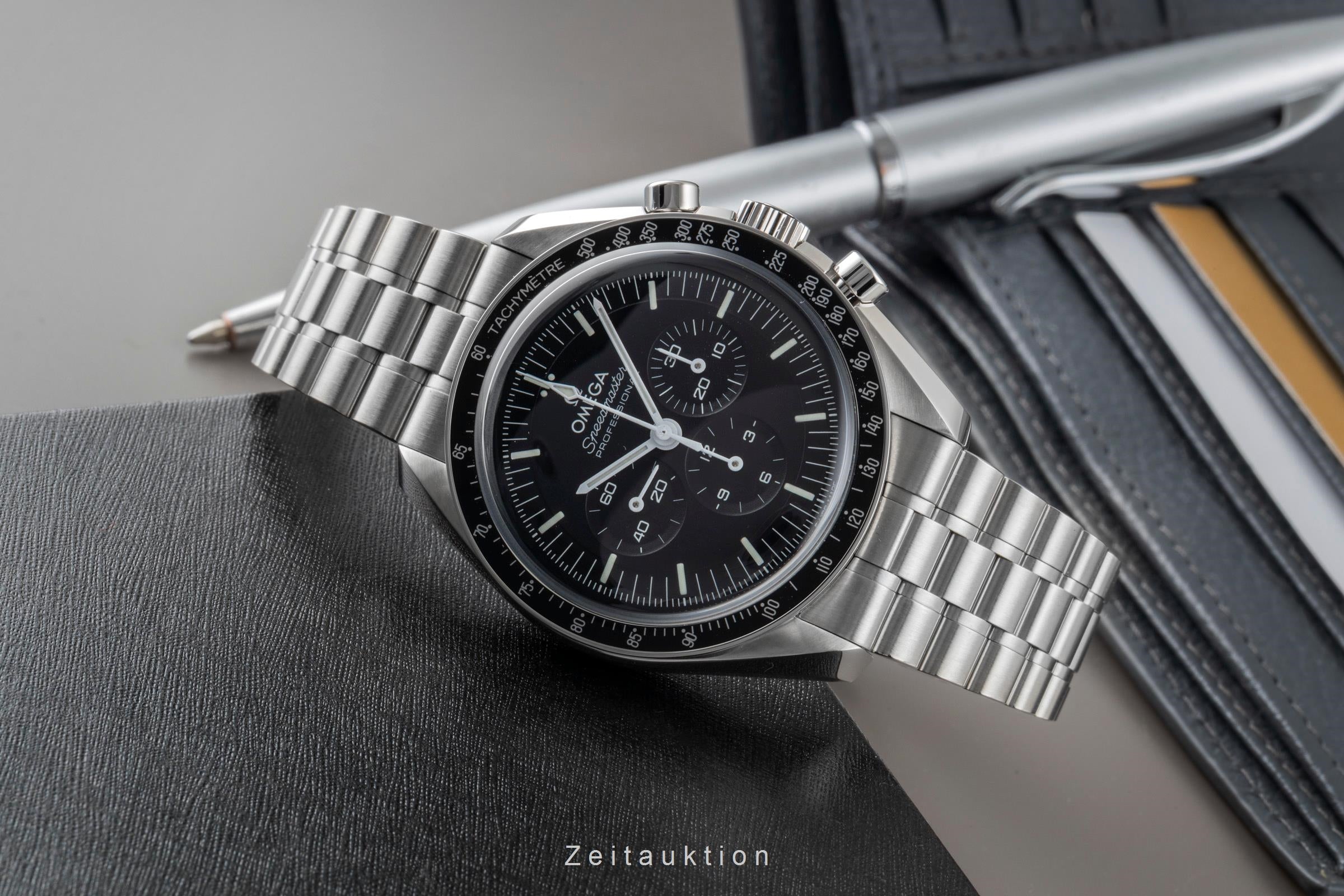 Omega Speedmaster Moonwatch chronograph steel manual winding men's watch 310.30.42.50.01.001 LP: 7600EUR  [2600589]