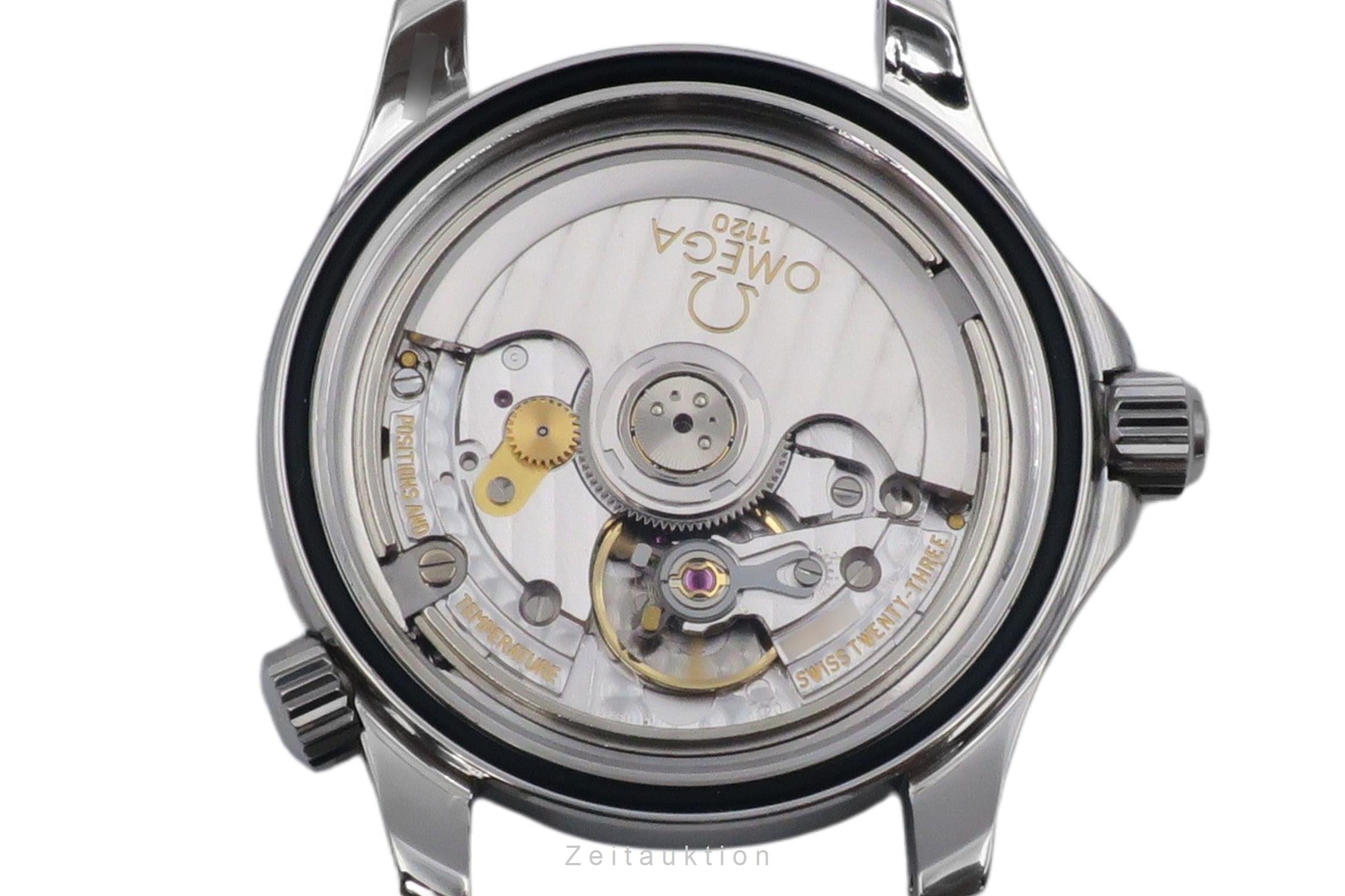 Omega Seamaster steel automatic men's watch 2252.50.00  [2600638]