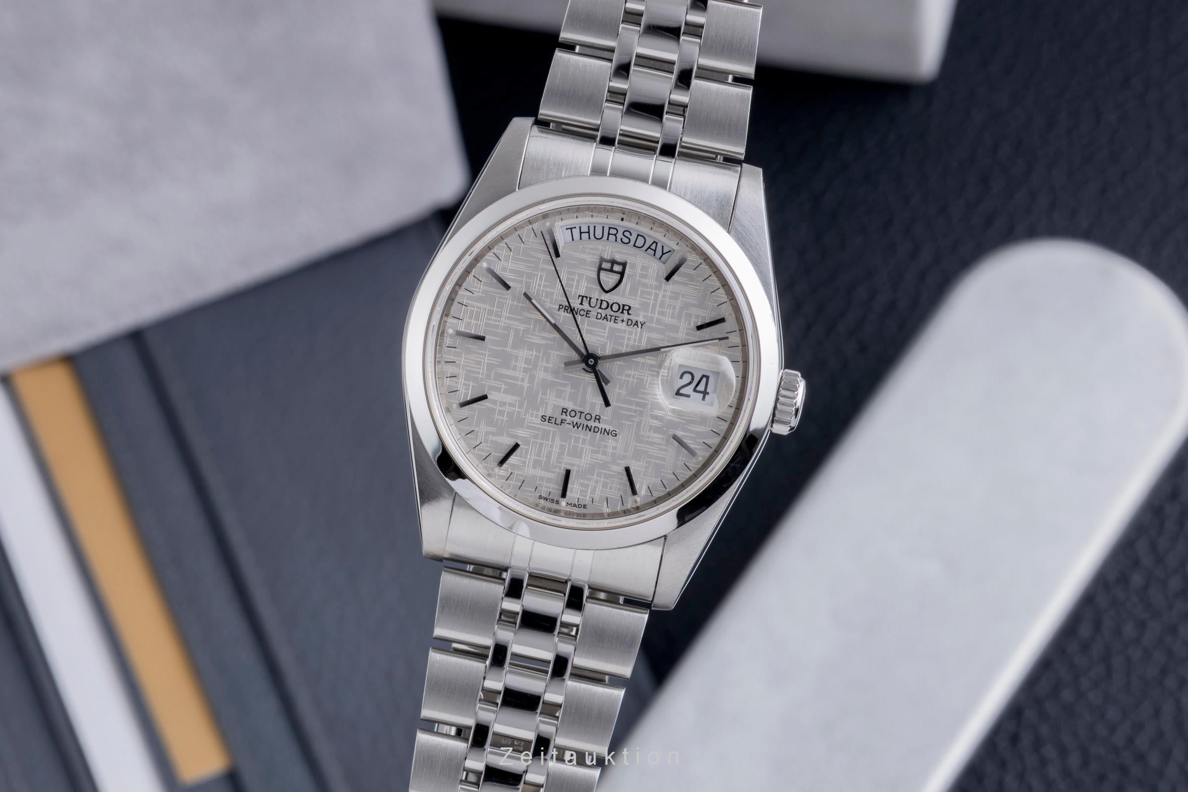 Tudor Date-Day steel automatic men's watch 76200  [2600700]