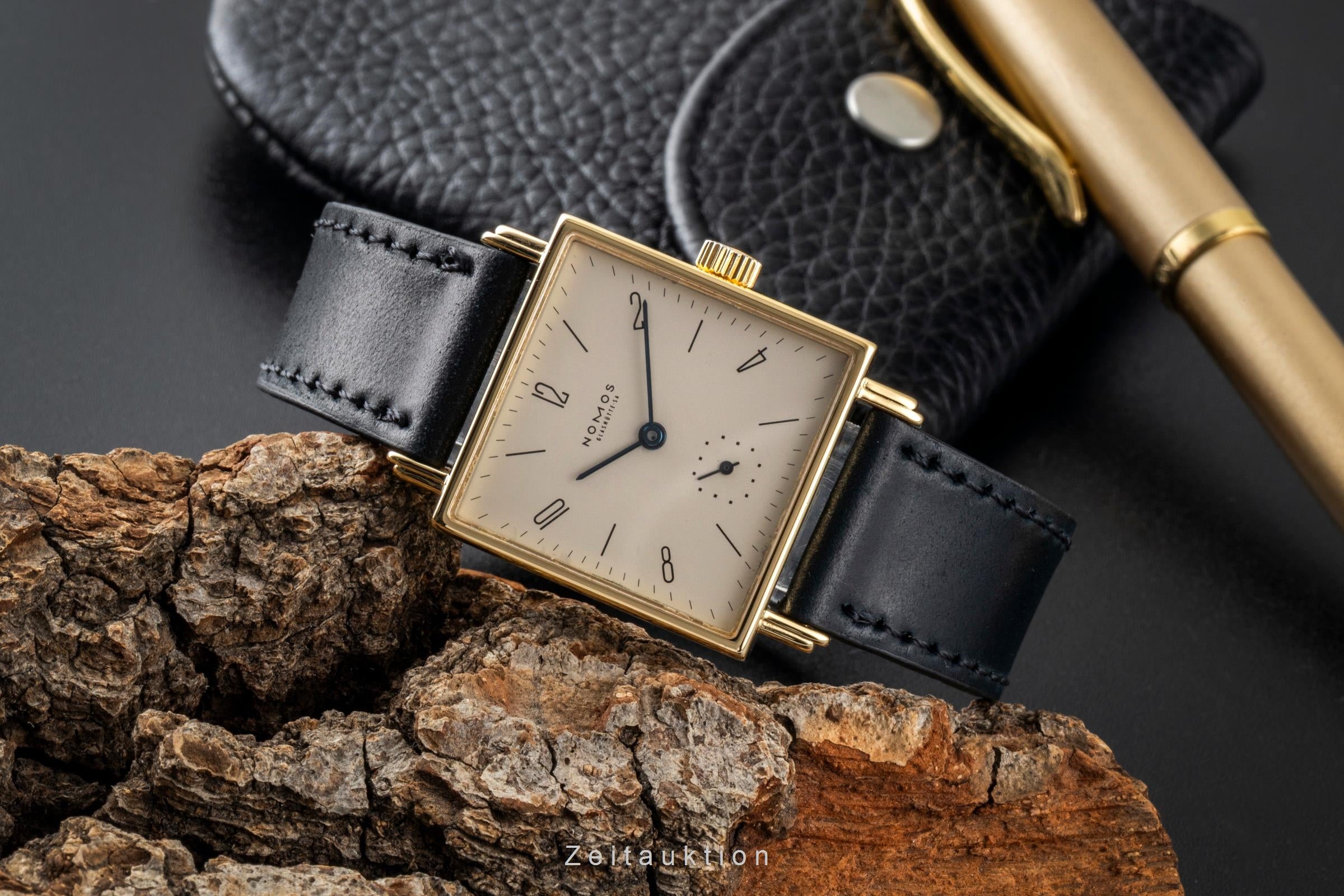 Nomos Glashütte Tetra 18K Gold (0,750) Handaufzug Herrenuhr Ref. 401 B&P 1997 [2600704]