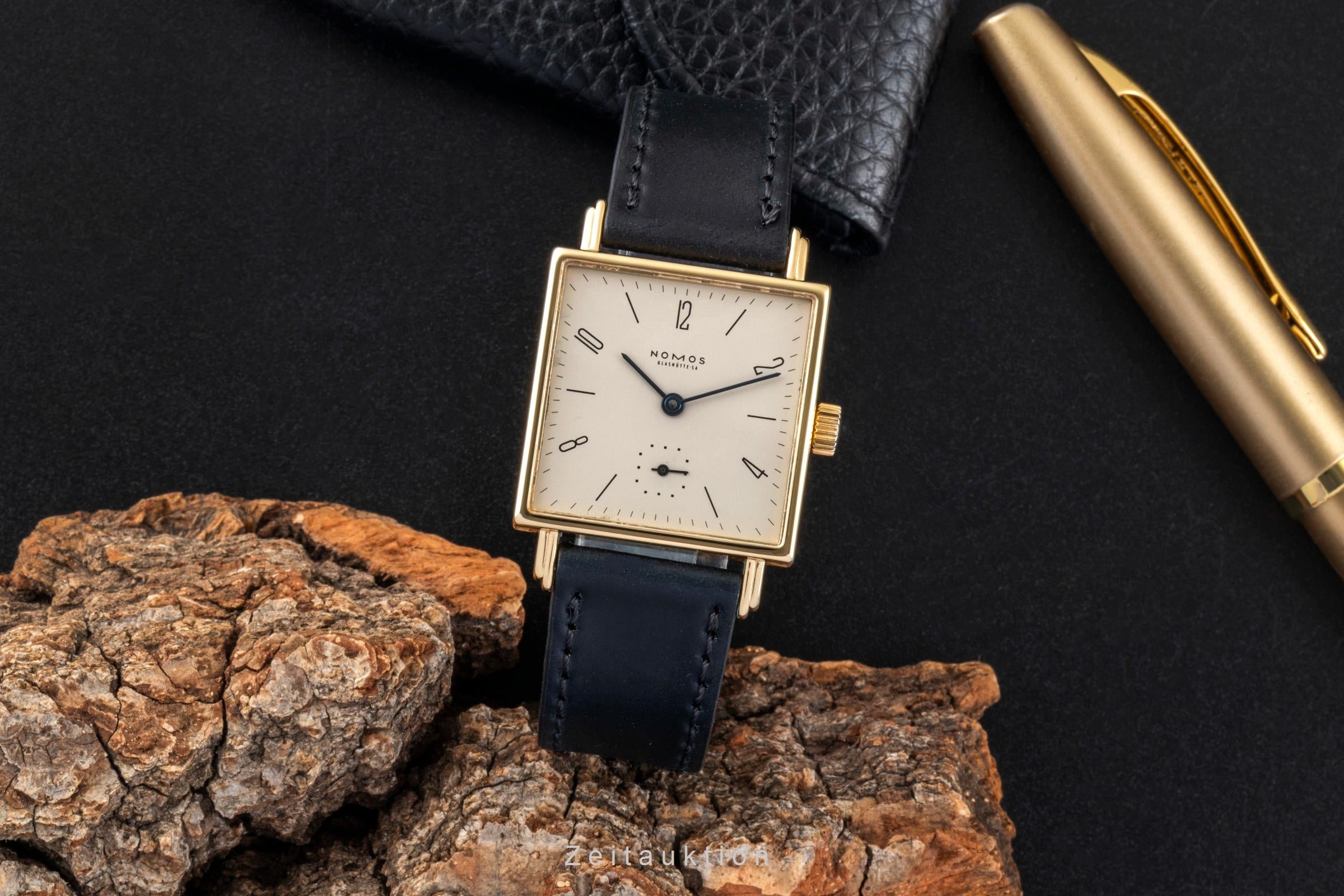 Nomos Glashütte Tetra 18K Gold (0,750) Handaufzug Herrenuhr Ref. 401 B&P 1997 [2600704]