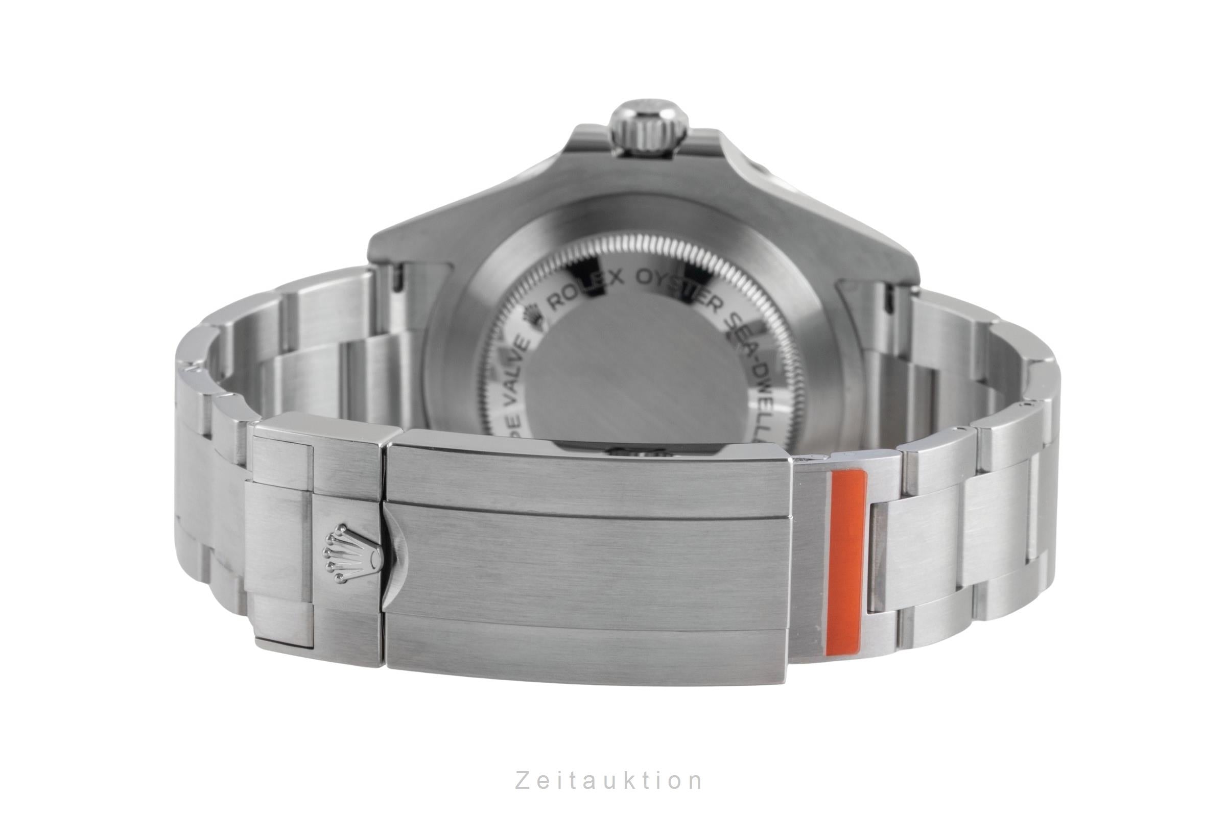 Rolex Sea-Dweller steel automatic men's watch 126600  [2600740]