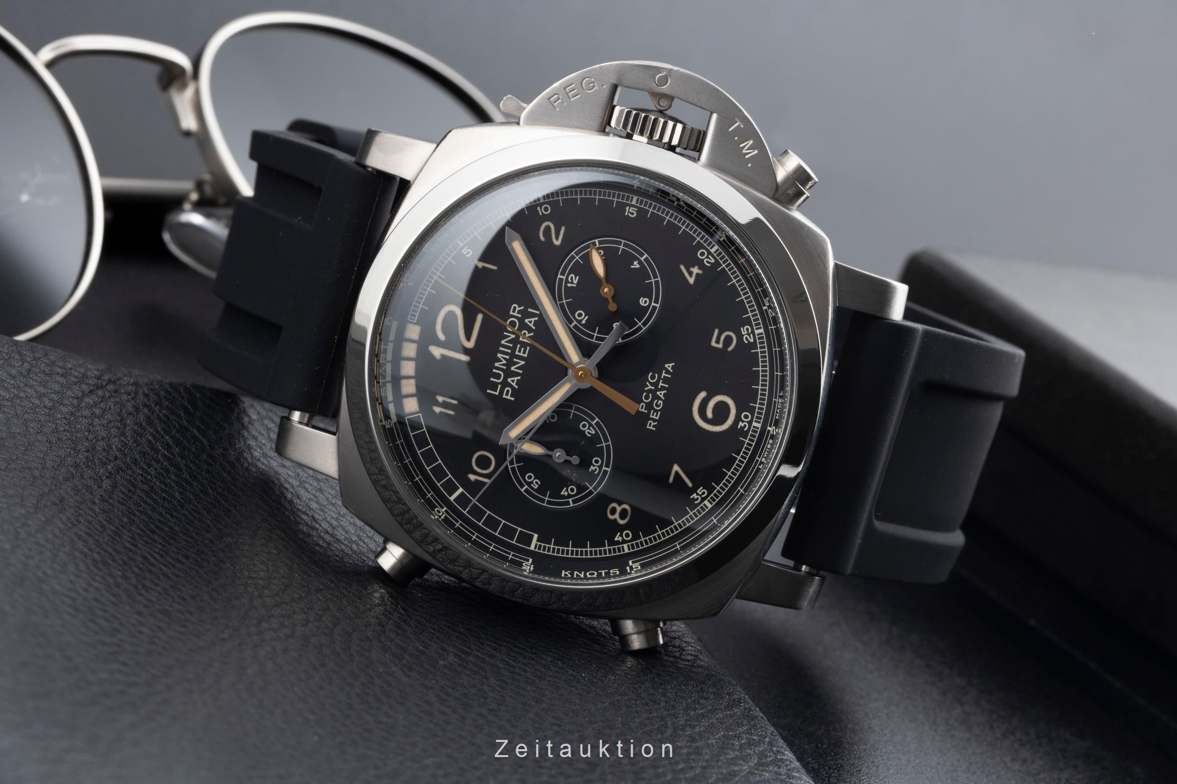 Panerai Luminor  chronograph titanium automatic men's watch PAM00652 LP: 18900EUR  [2600766]