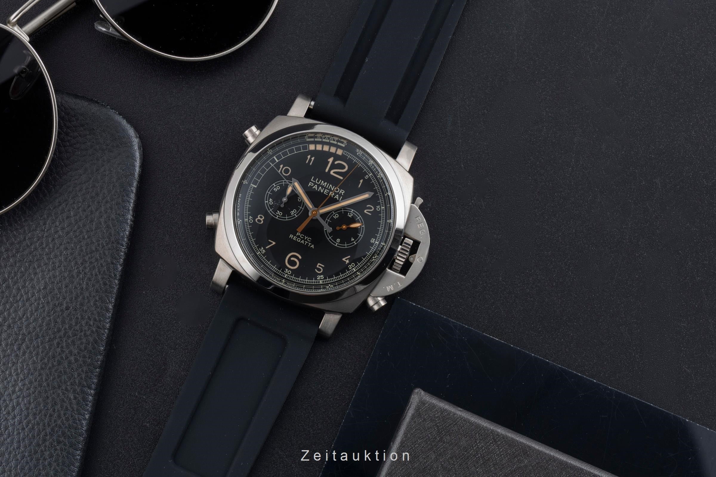 Panerai Luminor  chronograph titanium automatic men's watch PAM00652 LP: 18900EUR  [2600766]