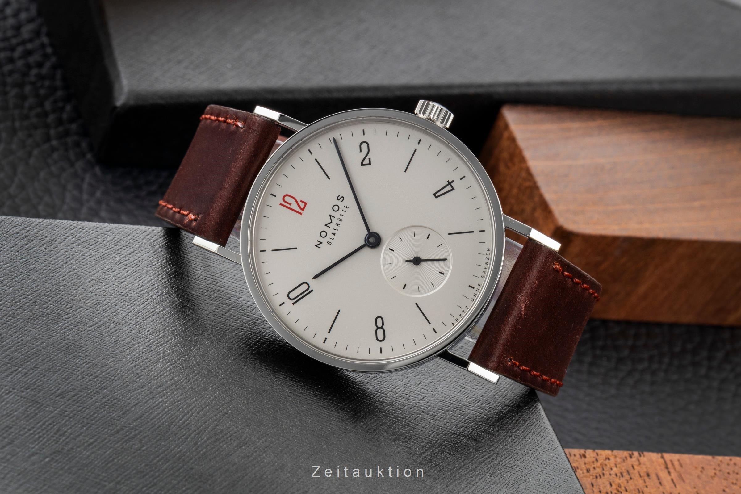 Nomos Tangente acciaio carica manuale orologio da uomo Tangente Ärzte ohne Grenzen Limited  [2600811]