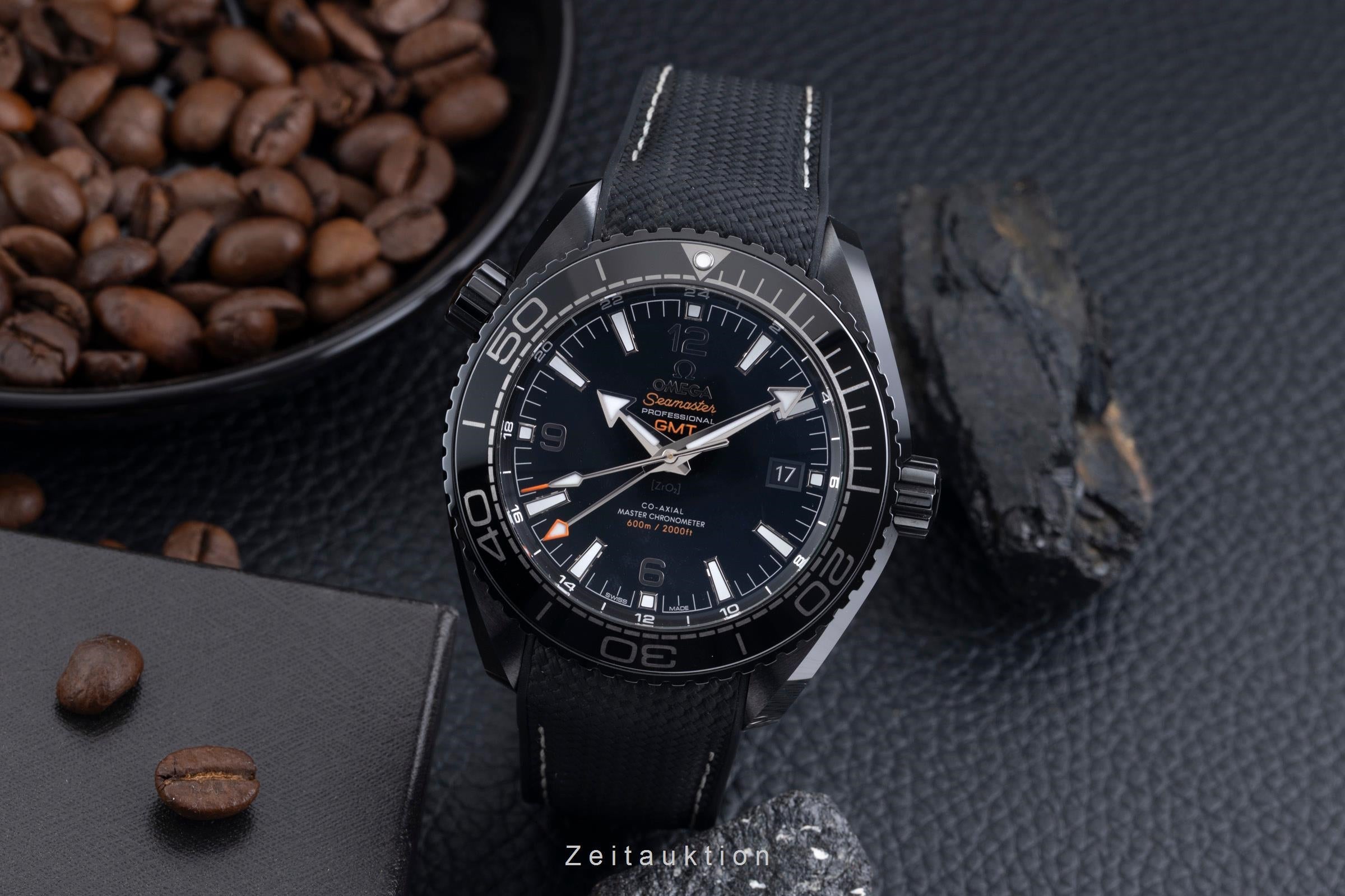 Omega Seamaster ceramic automatic men's watch 215.92.46.22.01.001 LP: 13400EUR  [2600829]