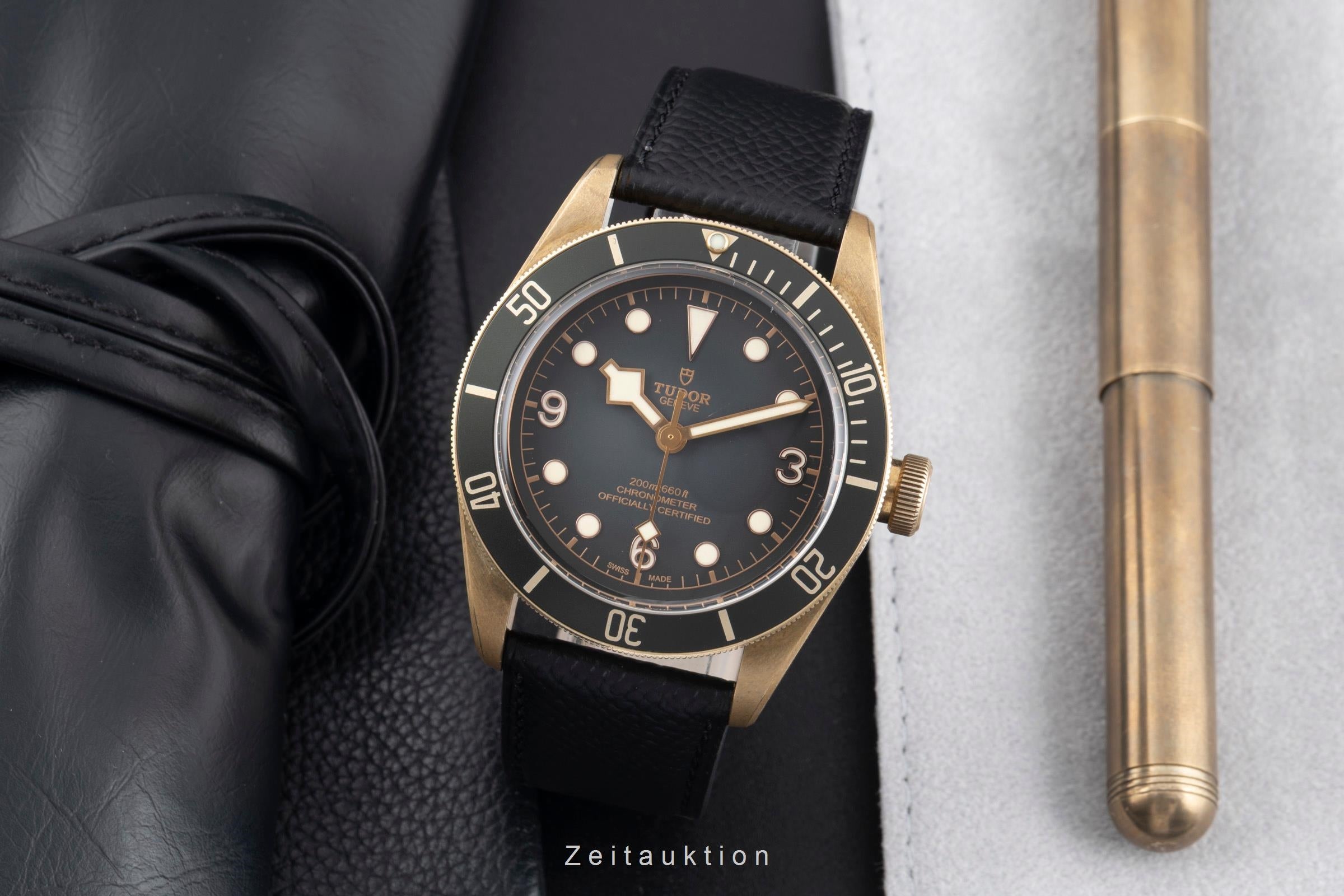 Tudor Black Bay bronze automatic men's watch 79250BA LP: 4800EUR  [2600849]