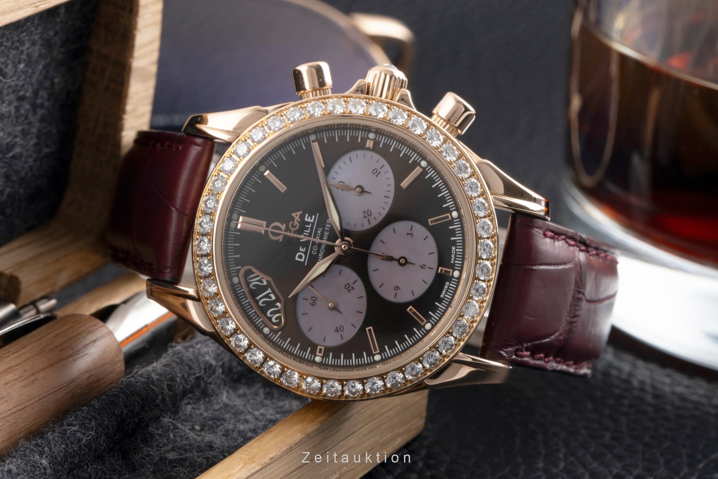 Omega De Ville chronographe or rouge 18 ct automatique montre pour femmes 4677.60.37 LP: 24000EUR  [2600859]