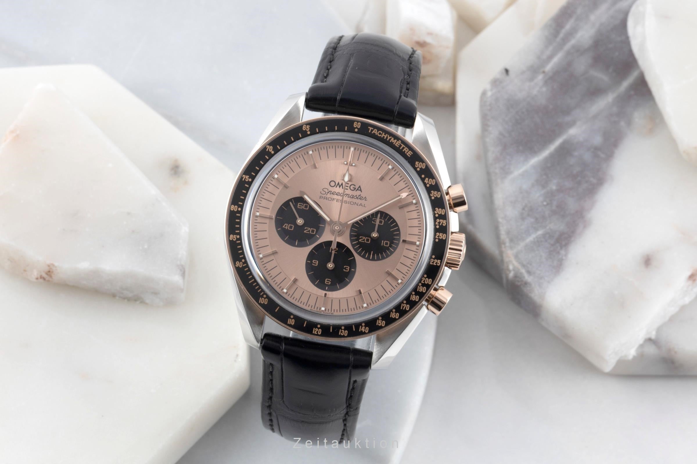 Omega Speedmaster Moonwatch chronographe acier / or  à remontage manuel montre pour hommes 310.23.42.50.99.001 LP: 12300EUR  [2600906]