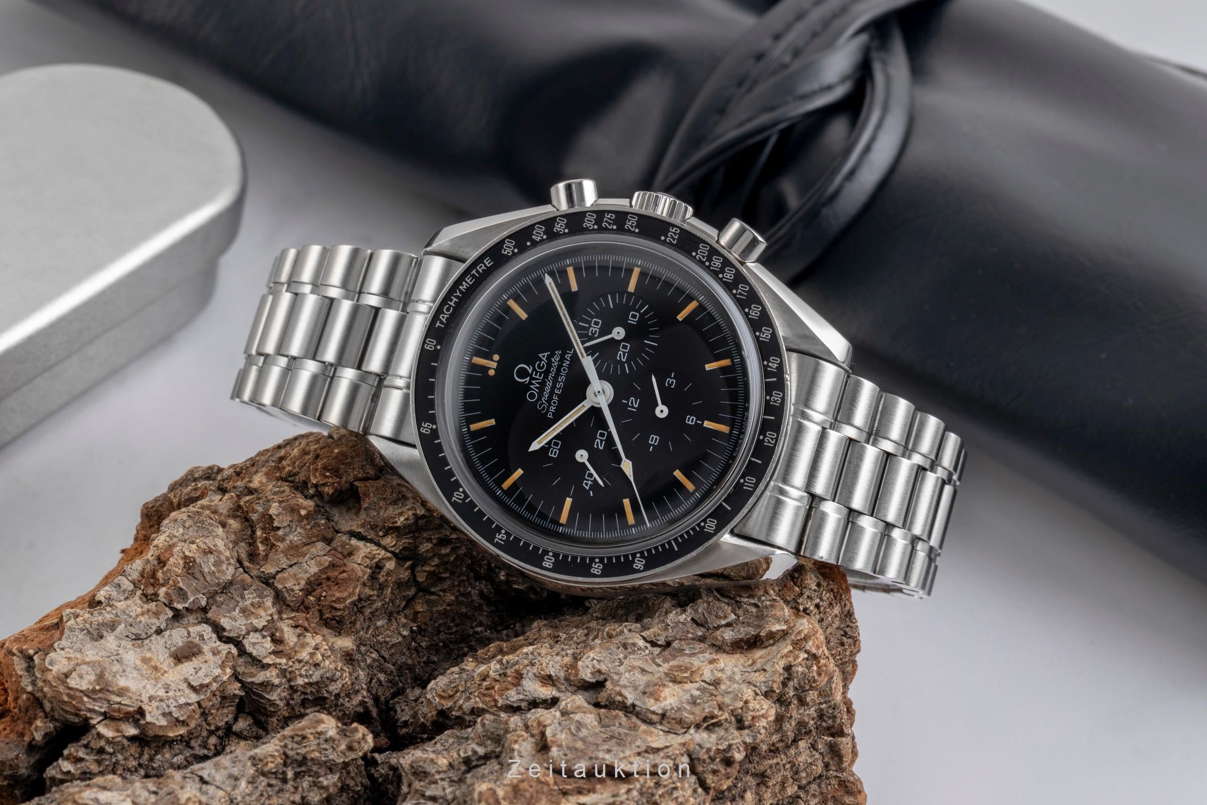 Omega Speedmaster Moonwatch cronografo acciaio carica manuale orologio da uomo ST145022,  3590.50.00  [2600944]