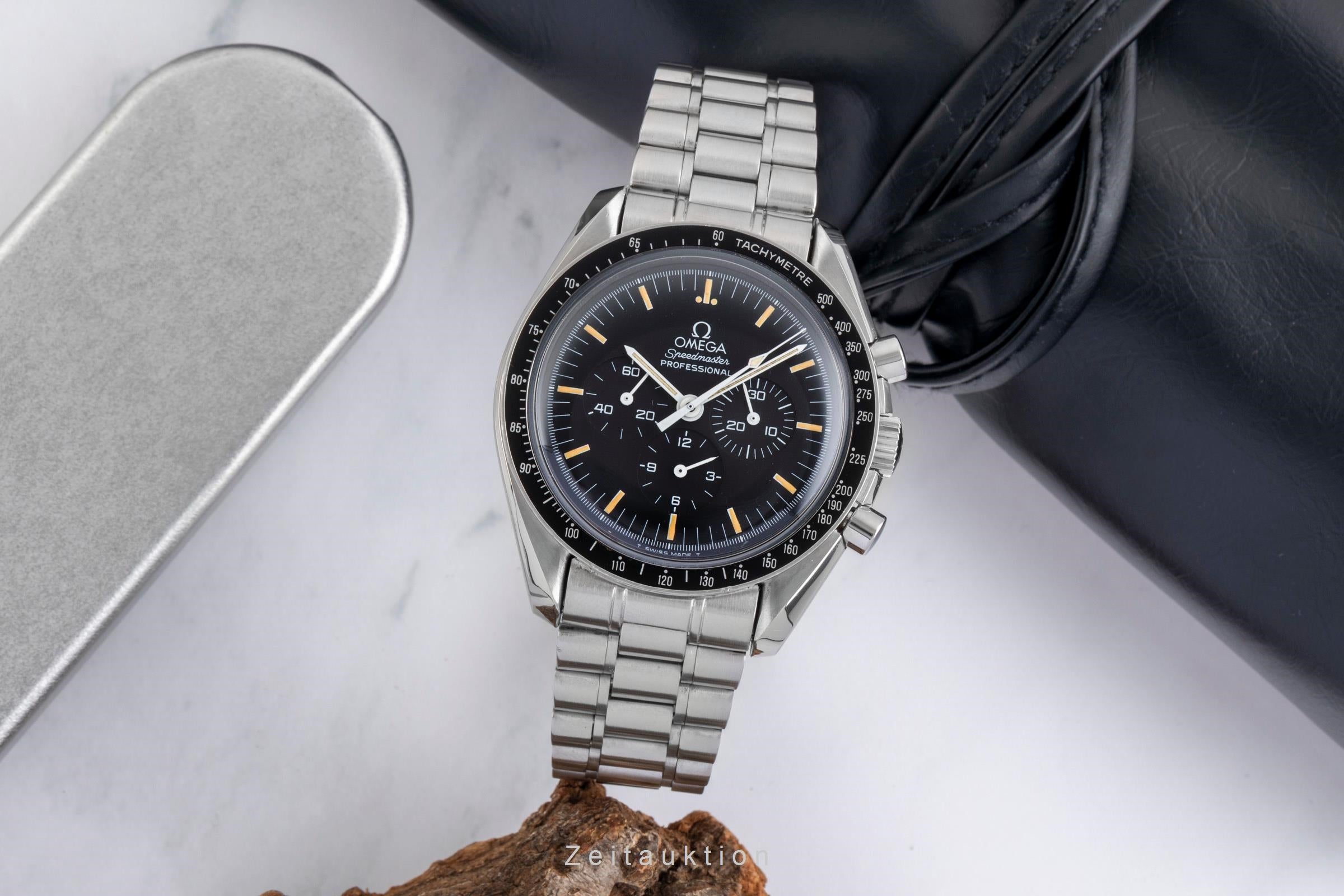 Omega Speedmaster Moonwatch cronografo acciaio carica manuale orologio da uomo ST145022,  3590.50.00  [2600944]