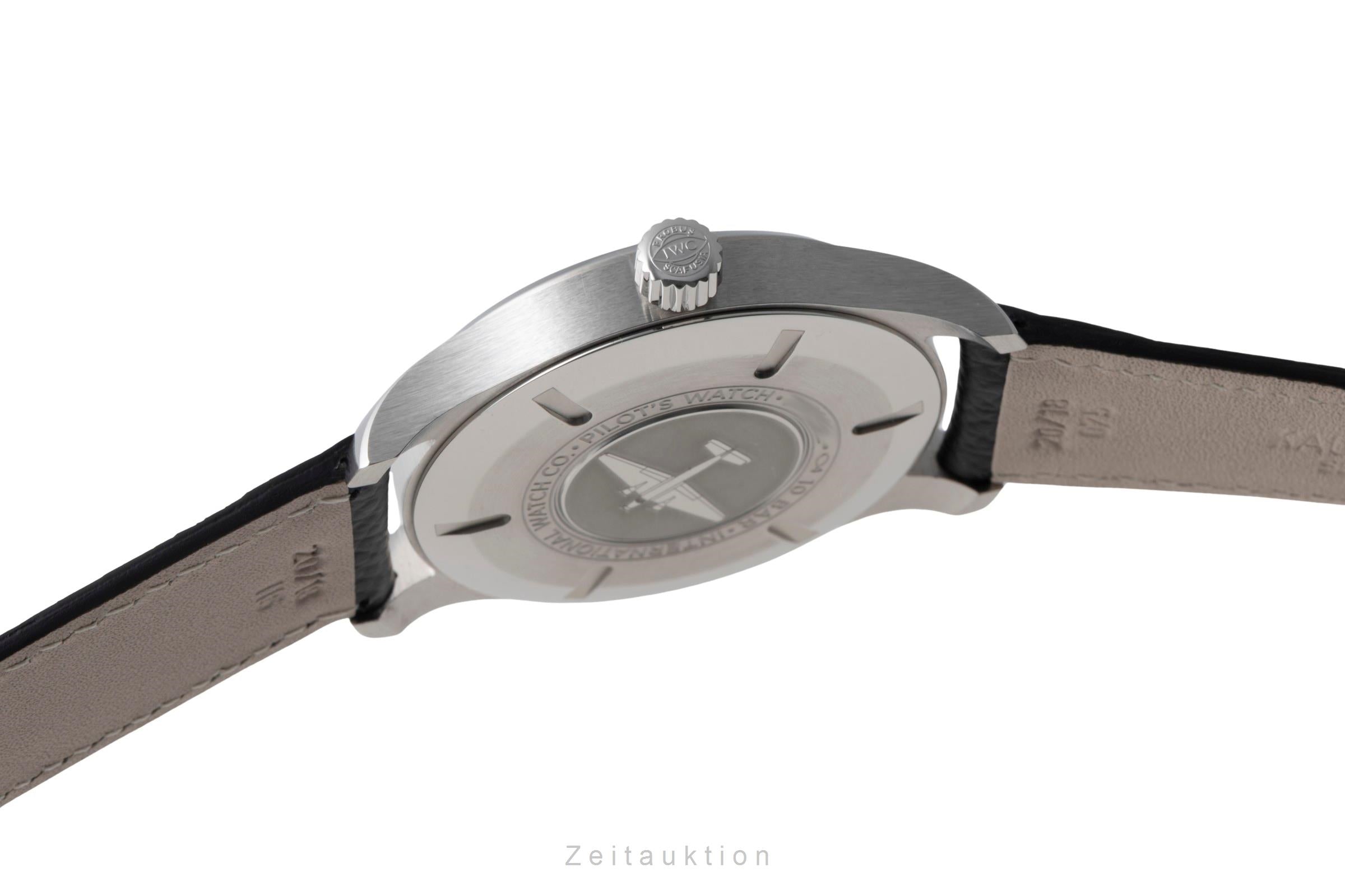 IWC Pilot acier automatique montre pour hommes IW328205 LP: 5700EUR  [2600978]