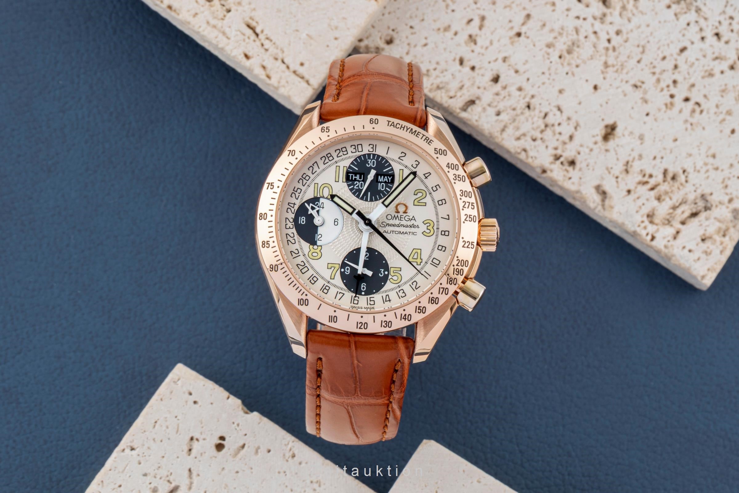 Omega Speedmaster Day-Date Chronograph 18k Roségold 175.0084 Papiere 1999 [2600982]