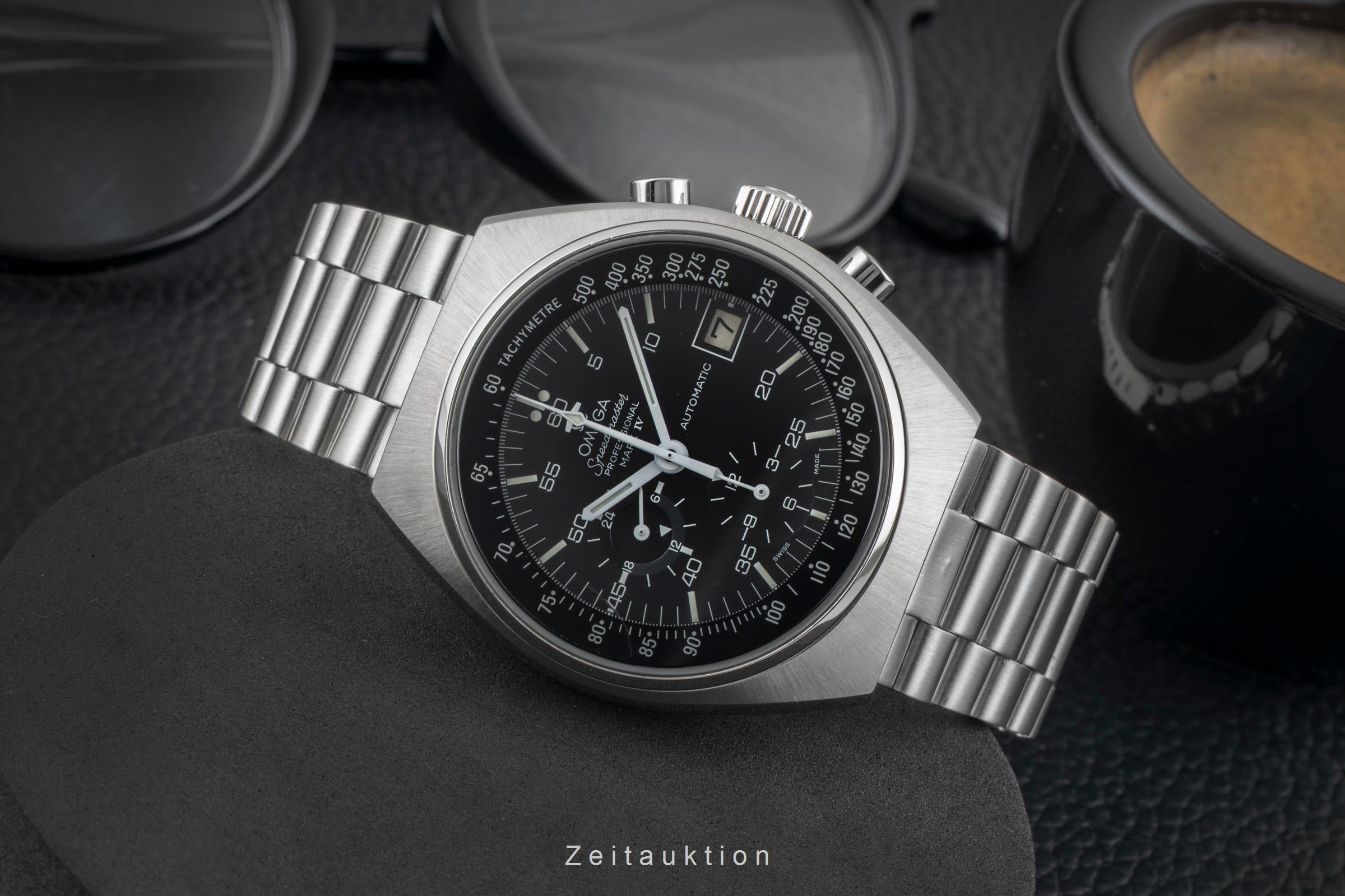 Omega Speedmaster chronograph steel automatic Kal. 1040 Ref