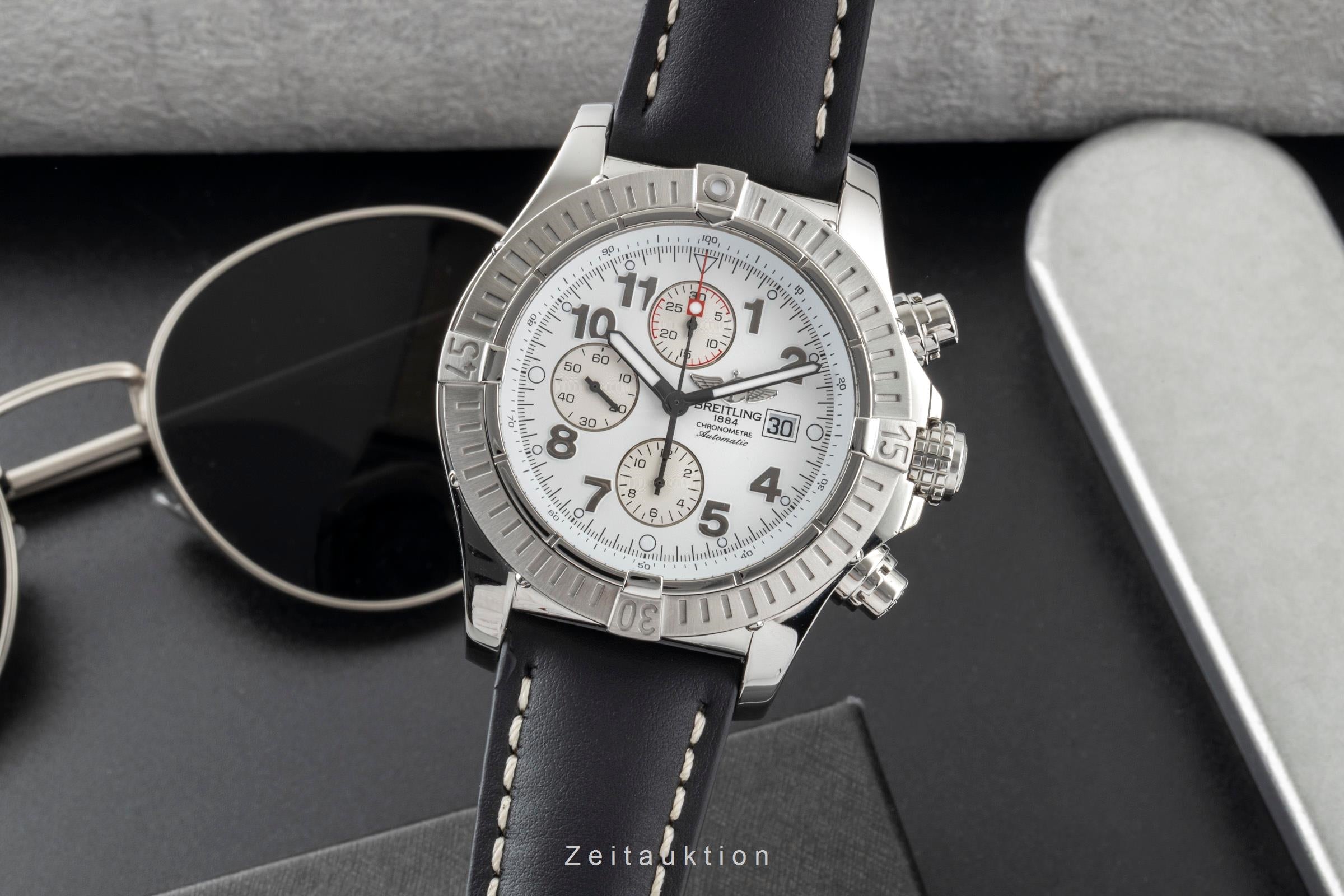 Breitling Super Avenger chronographe acier automatique montre pour hommes A13370  [2601018]