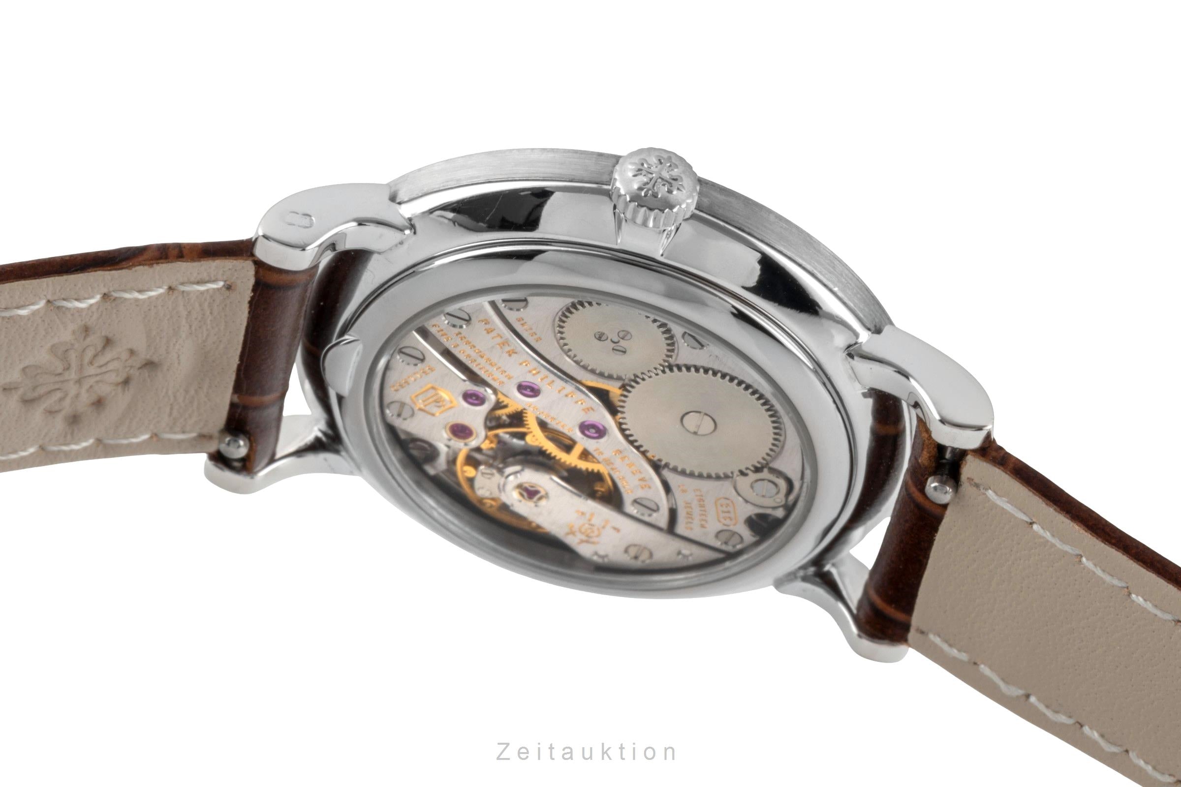 Patek Philippe Calatrava 18K Weissgold Handaufzug Ref. 7119/1  Klassiker [2601045]