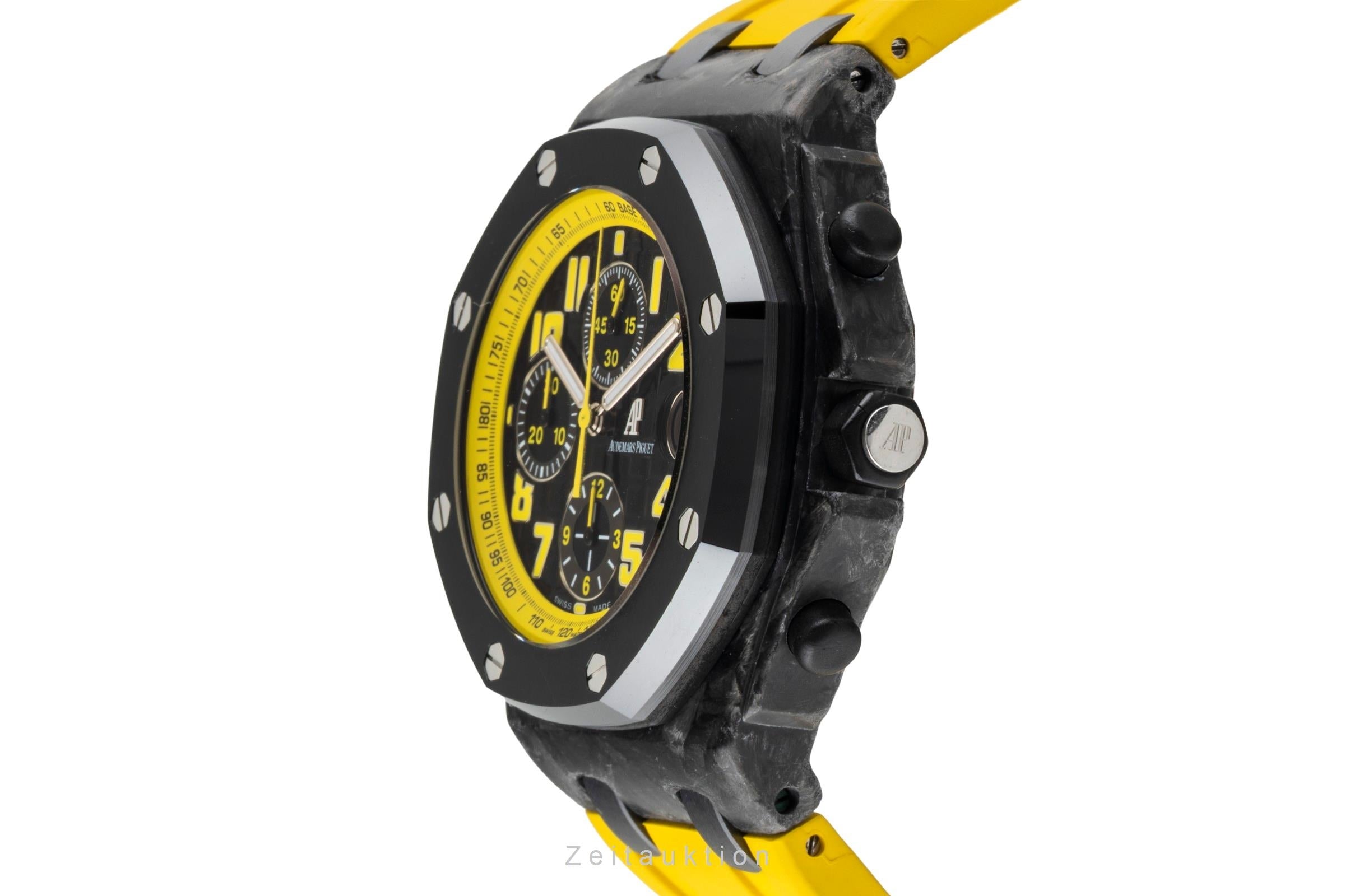 Audemars Piguet Royal Oak "Bumble Bee" Chronograph Carbon Ref. 26176FO  [2601046]