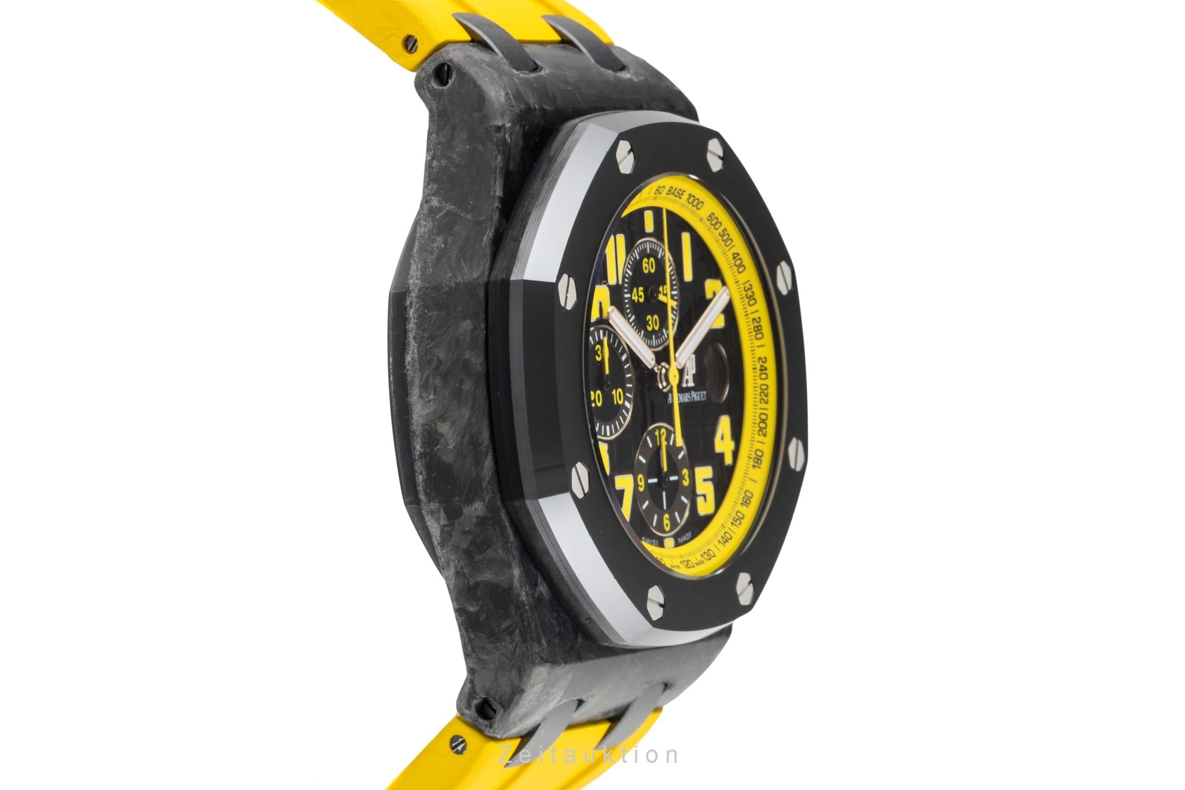 Audemars Piguet Royal Oak "Bumble Bee" Chronograph Carbon Ref. 26176FO  [2601046]