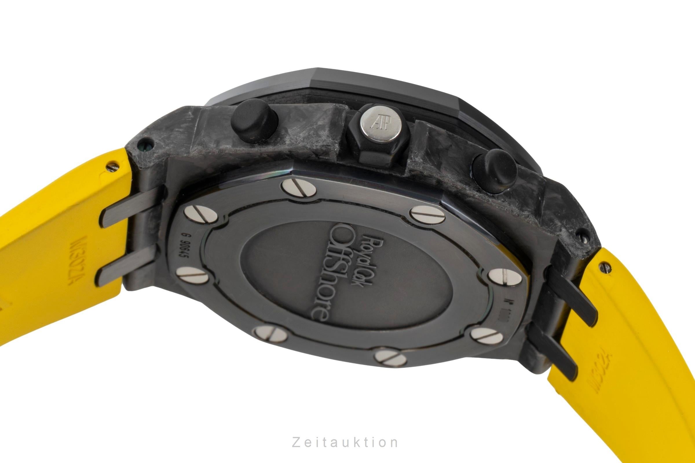 Audemars Piguet Royal Oak "Bumble Bee" Chronograph Carbon Ref. 26176FO  [2601046]