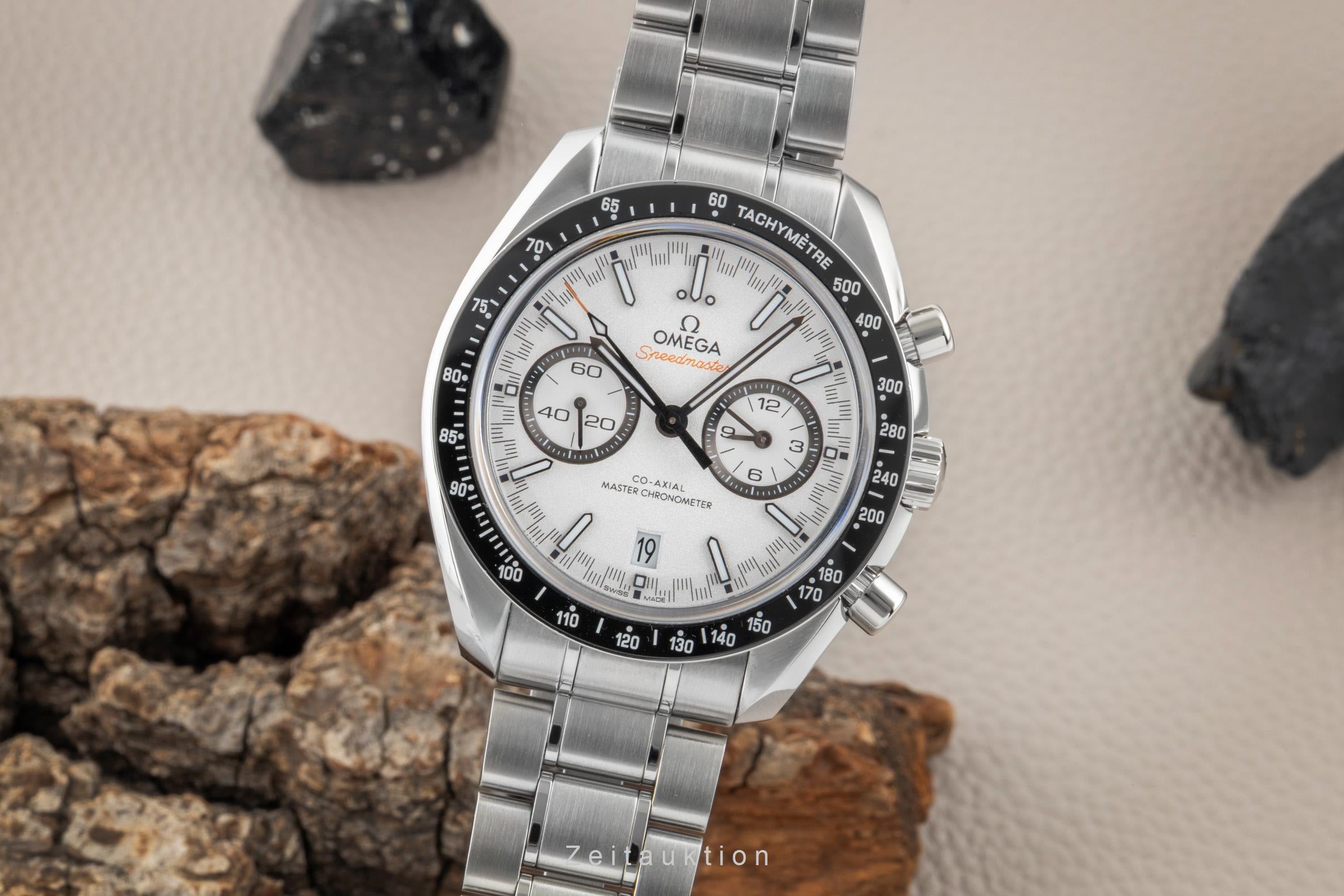 Omega Speedmaster Racing chronographe acier automatique montre pour hommes 329.30.44.51.04.001 LP: 10400EUR  [2601133]