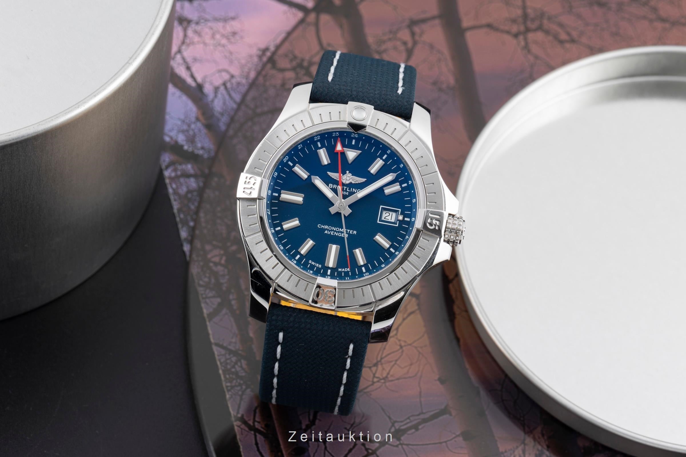 Breitling Avenger steel automatic men's watch A32395101C1X1 LP: 5550EUR  [2601146]