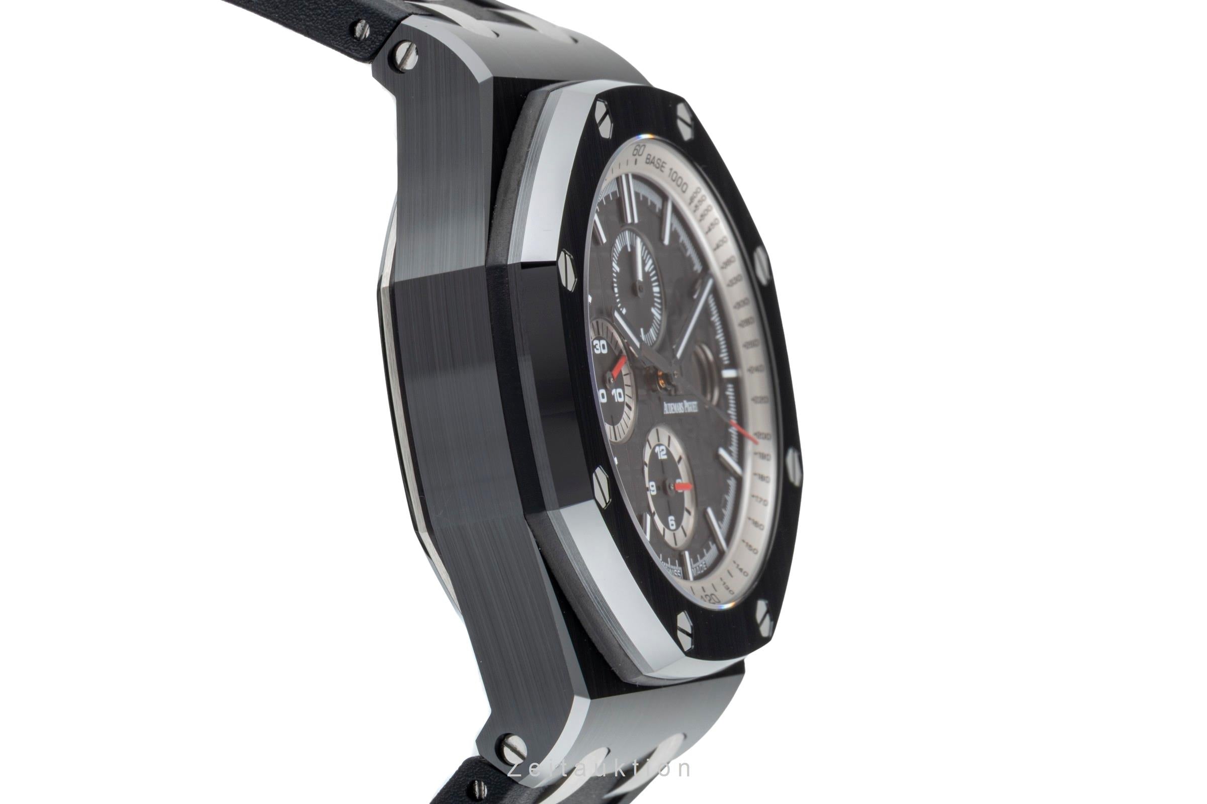 Audemars Piguet Royal Oak Keramik / Titan Automatik Ref. 26405CE.OOA002CA.01 B&P [2601219]