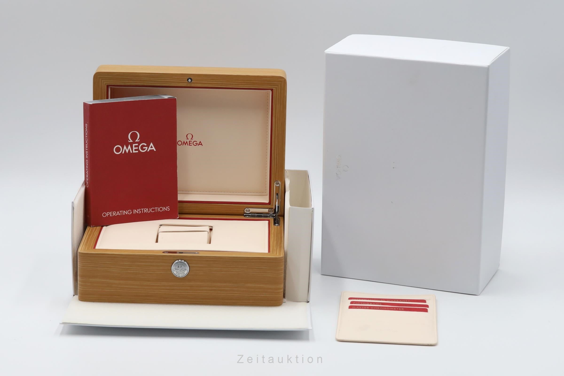 Omega Speedmaster chronographe acier / or  automatique montre pour hommes 304.23.44.52.13.001 LP: 17500EUR  [2601226]