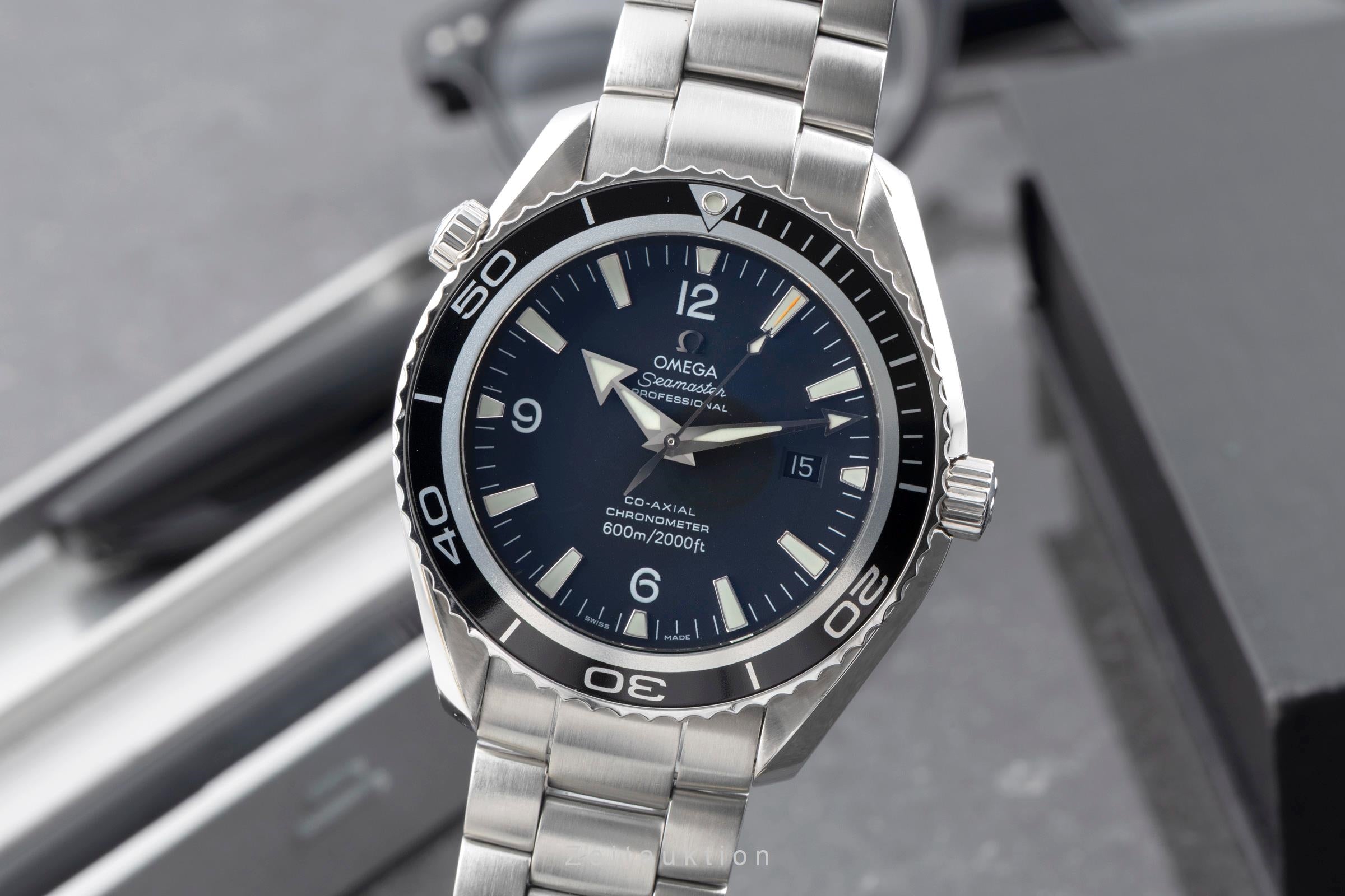 Omega Seamaster steel automatic Kal. 2500 Ref. 2200.50.00 | 2601277