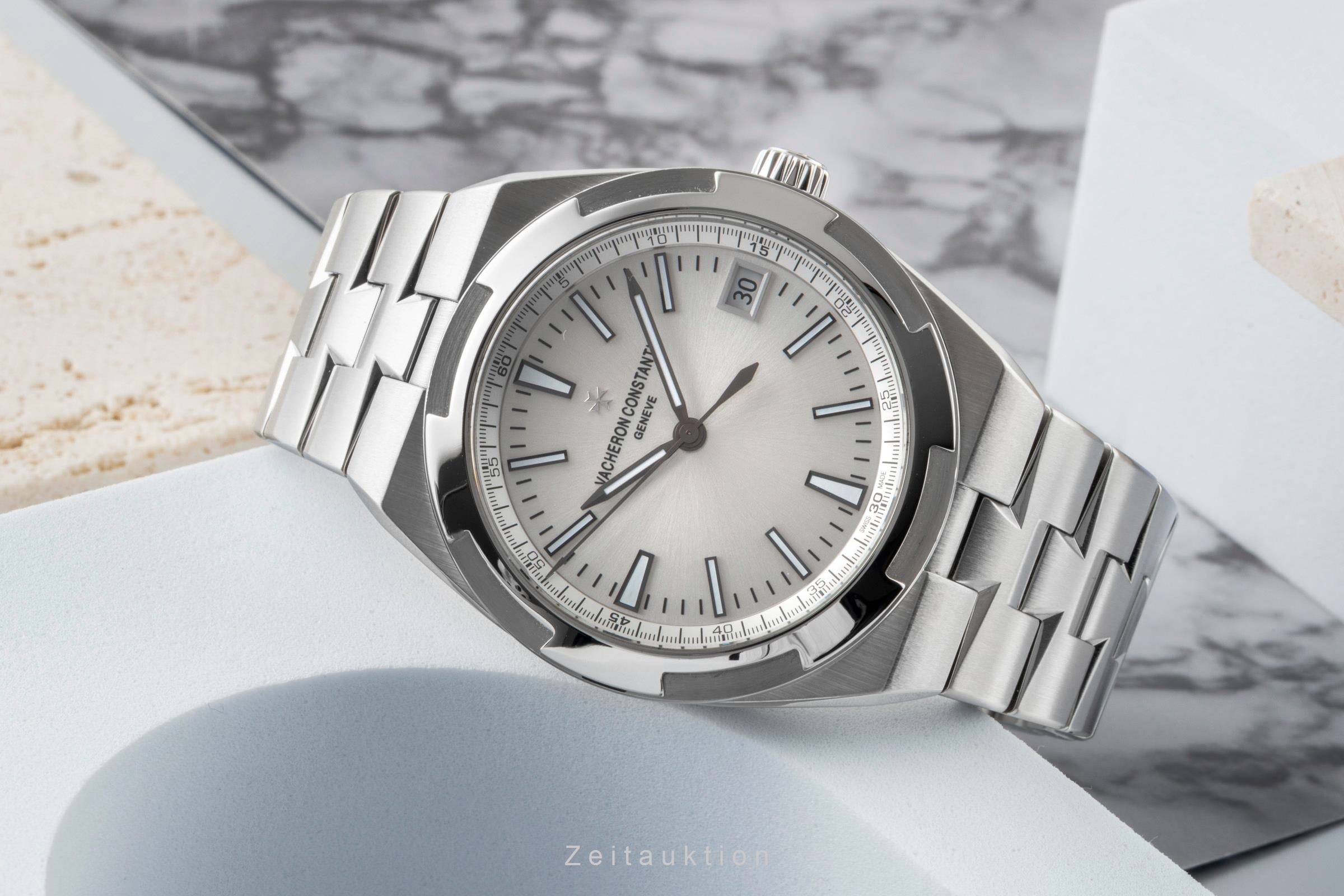 Vacheron & Constantin Overseas Automatik Herrenuhr Ref. 4500V/110A-B126 B&P 2017 [2601302]