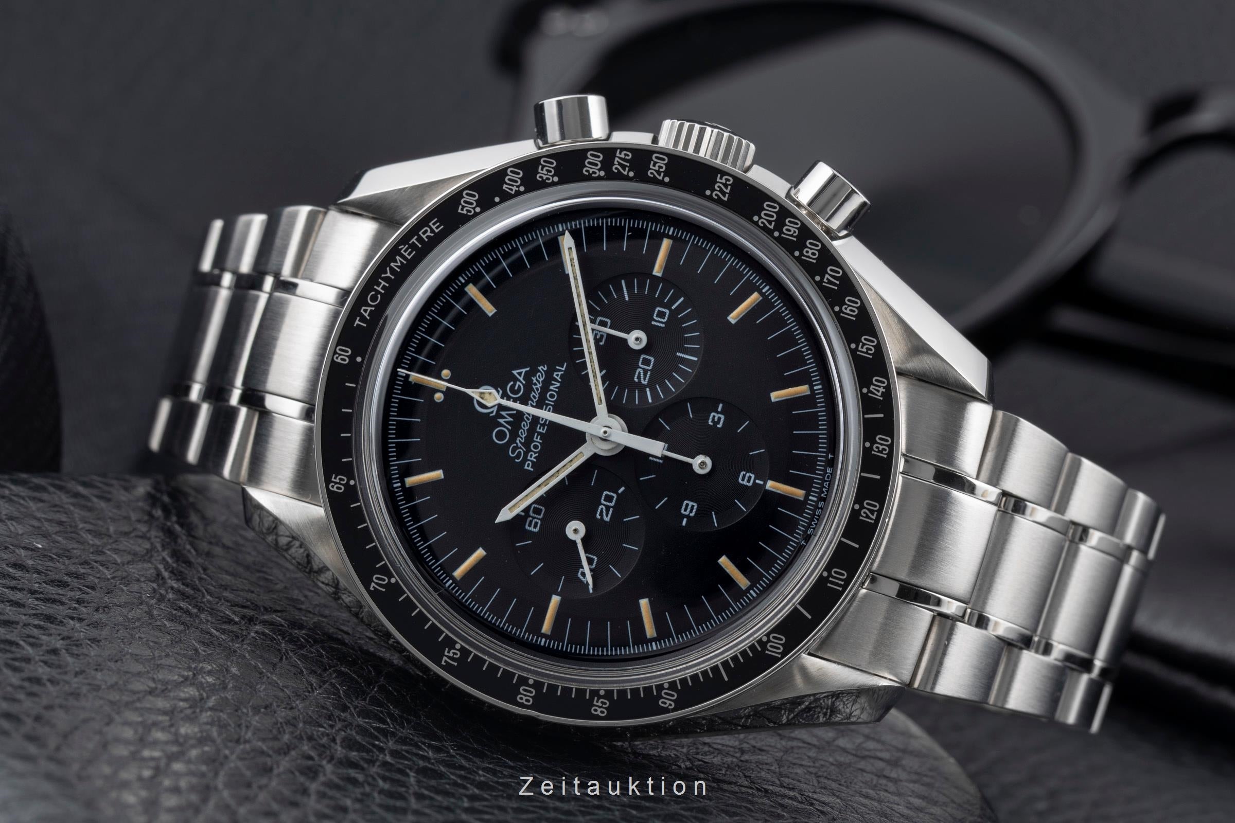 Omega Speedmaster Moonwatch chronographe acier à remontage manuel montre pour hommes 3570.50.00  [2601315]