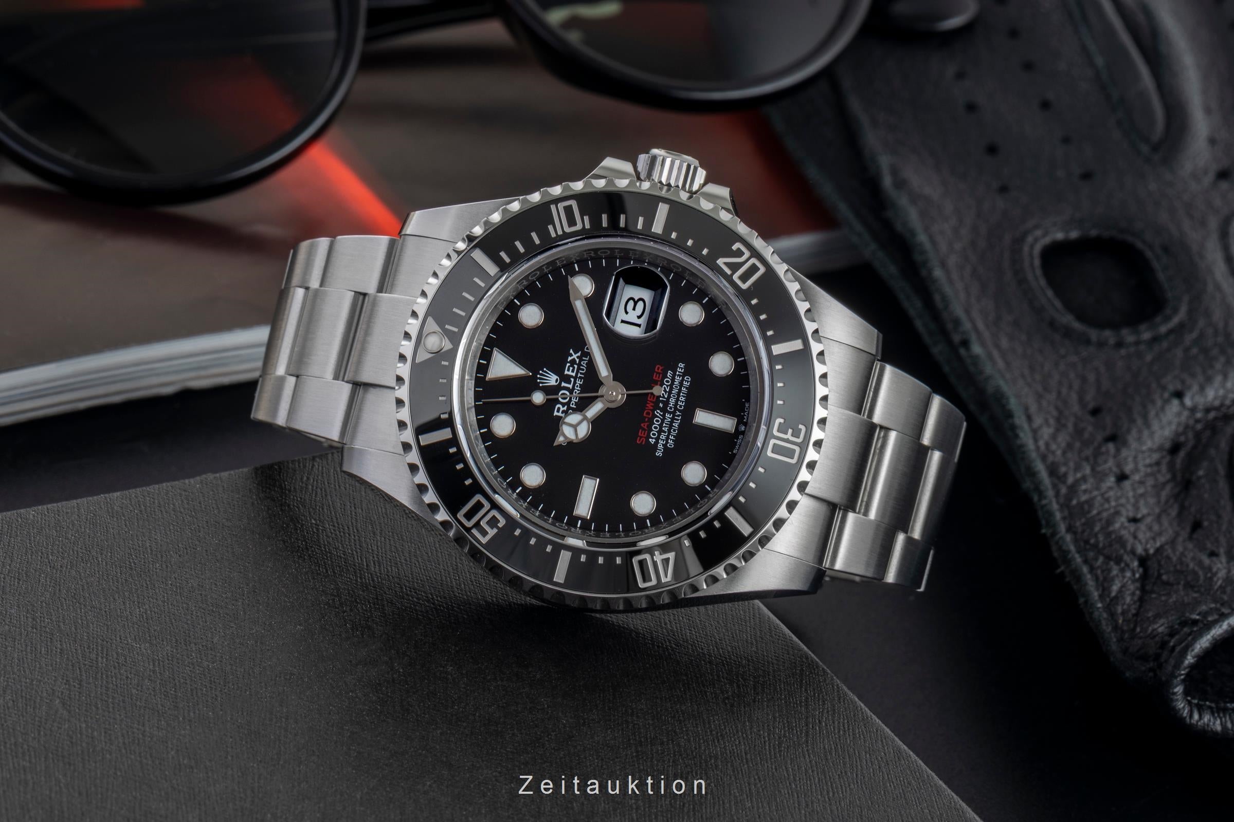 Rolex Sea-Dweller steel automatic men's watch 126600  [2601356]