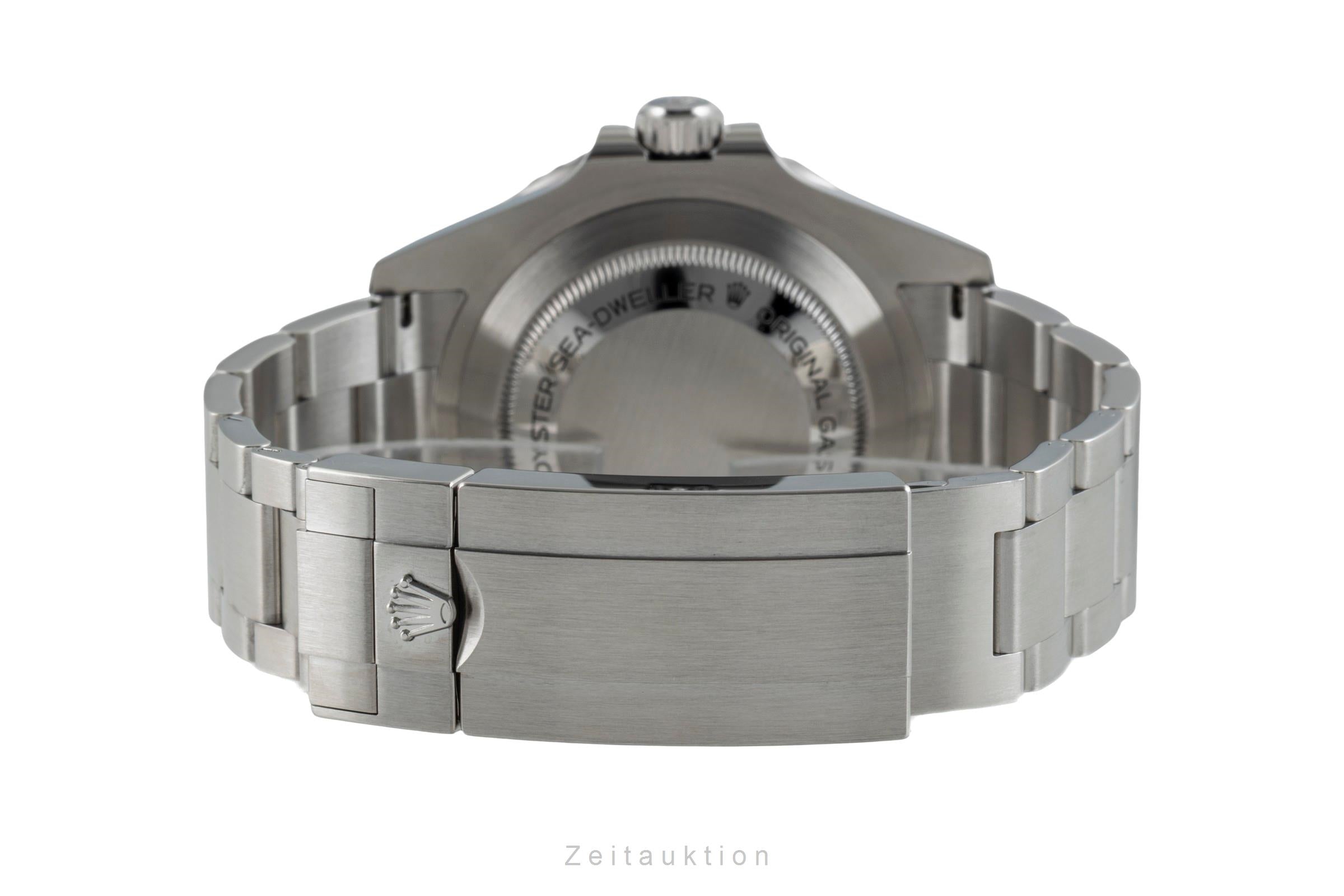 Rolex Sea-Dweller steel automatic men's watch 126600  [2601356]