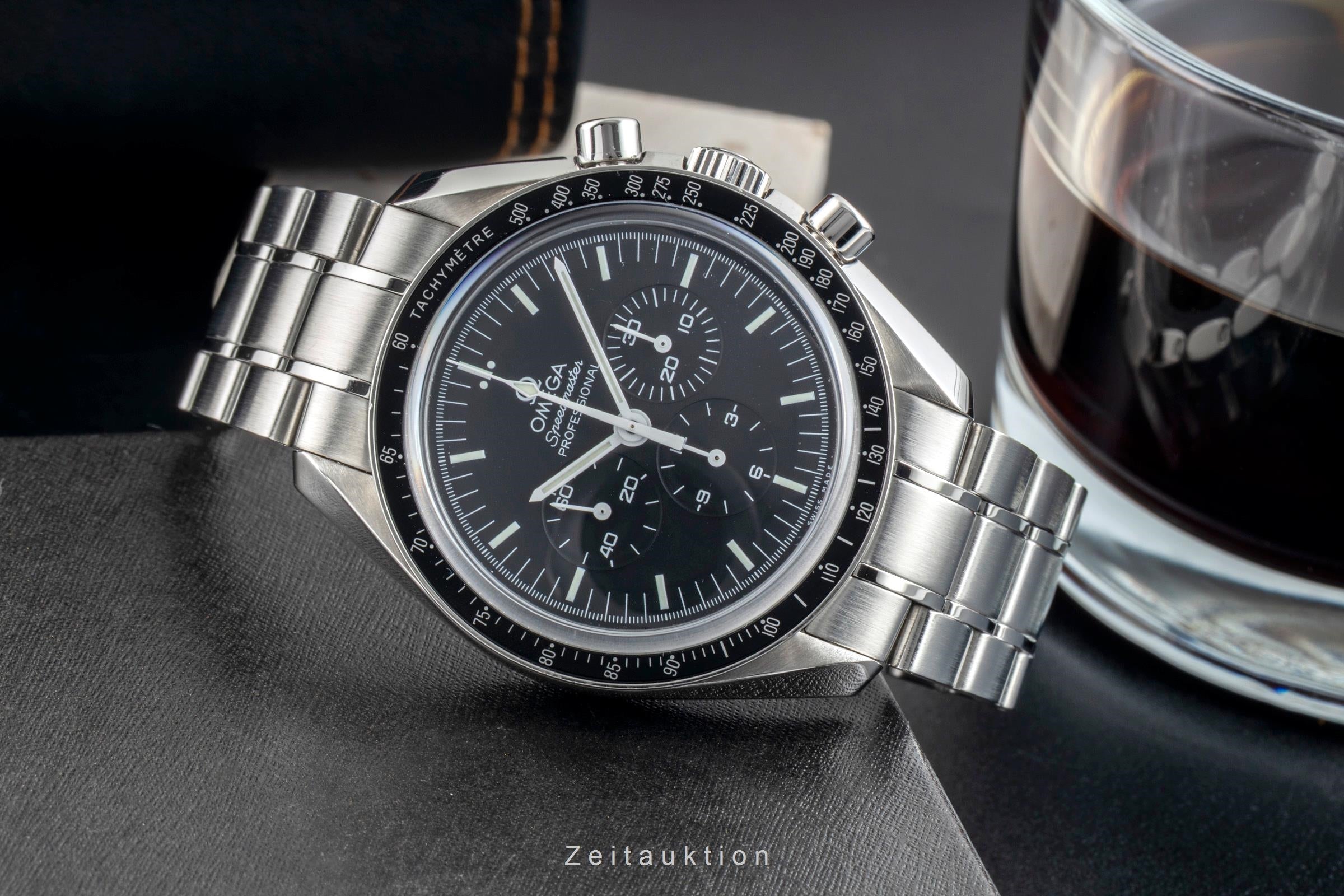 Omega Speedmaster Moonwatch cronografo acciaio carica manuale orologio da uomo 311.30.42.30.01.006 LP: 8700EUR  [2601423]