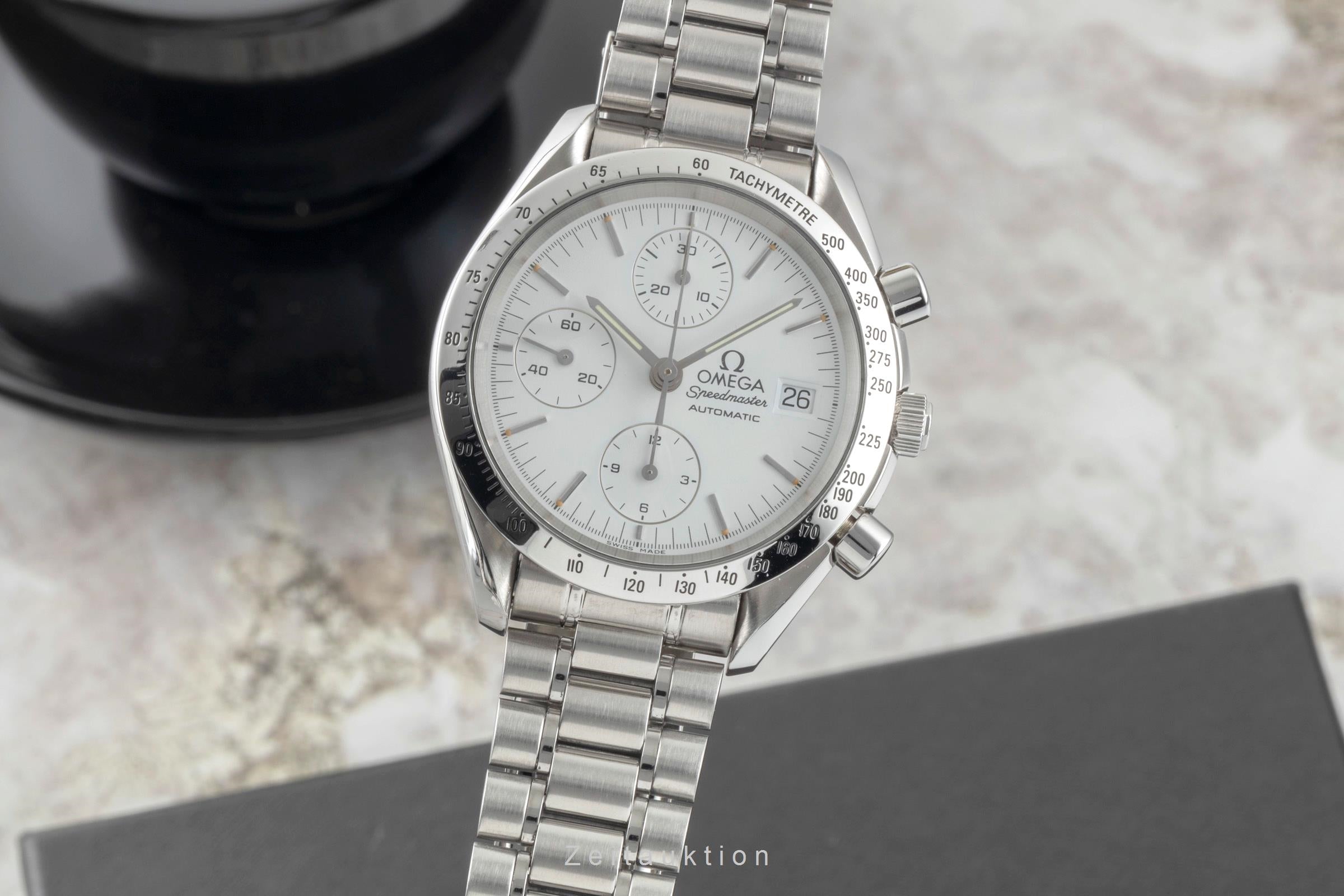 Omega Speedmaster Date Chronograph Automatik Herrenuhr 3511.20.00 VP: 6100,- € [2601452]