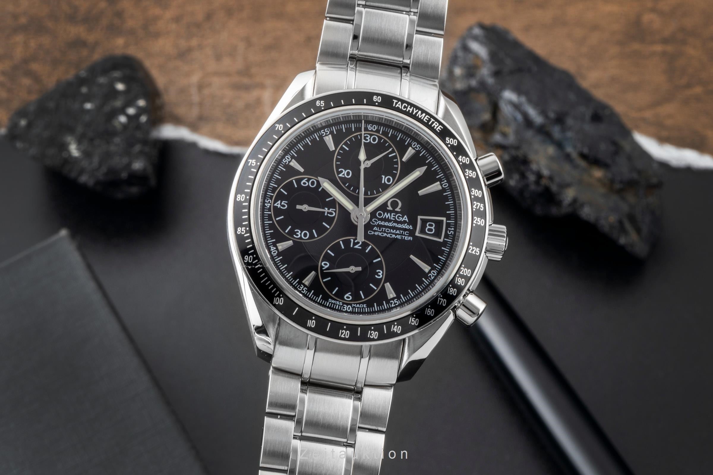 Omega Speedmaster Date chronograph steel automatic men's watch 3210.50.00  [2601457]