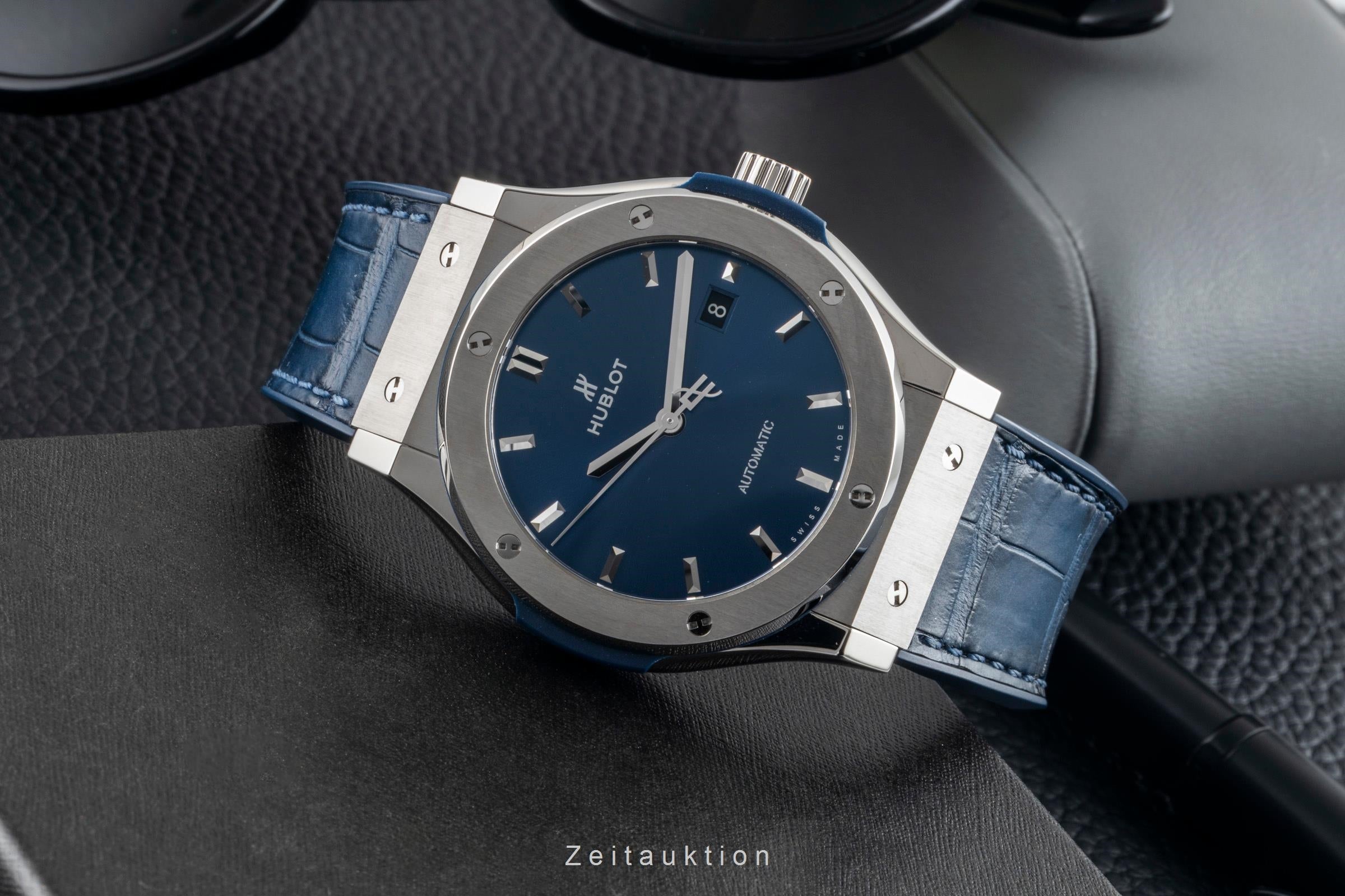 Hublot Classic Fusion Titan Automatik Herrenuhr 542.NX.7170.LR B&P NP: 8700,- € [2601518]