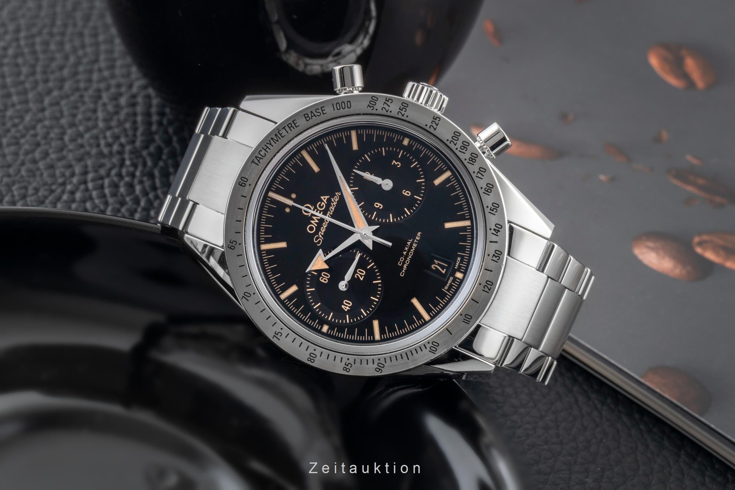 Omega Speedmaster chronographe acier automatique montre pour hommes 331.10.42.51.01.002  [2601525]