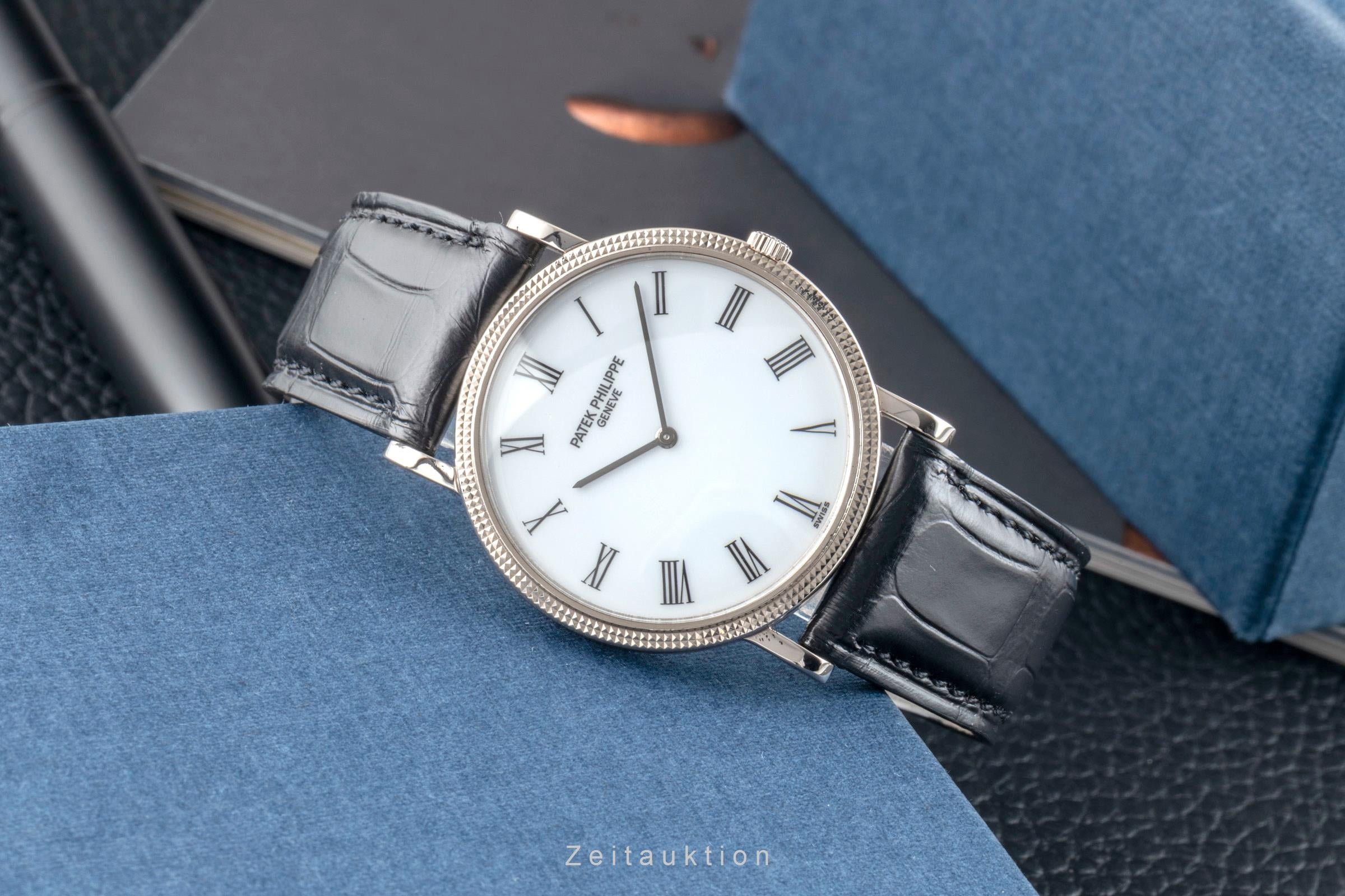 Patek Philippe Calatrava 18k (0,750) Weissgold Handaufzug Herrenuhr Ref. 3520/D  [2601561]