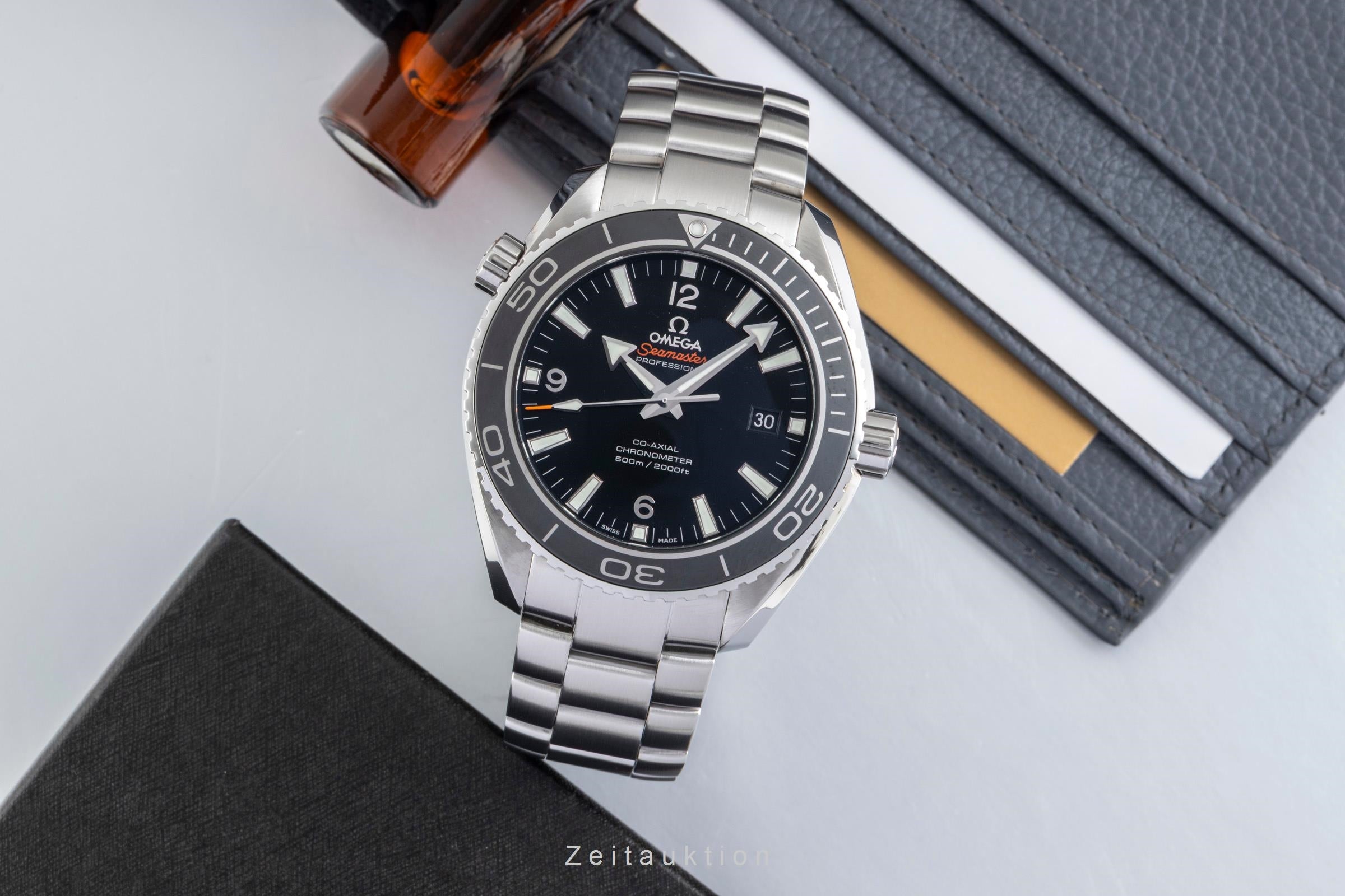 Omega Seamaster acier automatique montre pour hommes 232.30.46.21.01.001  [2601662]