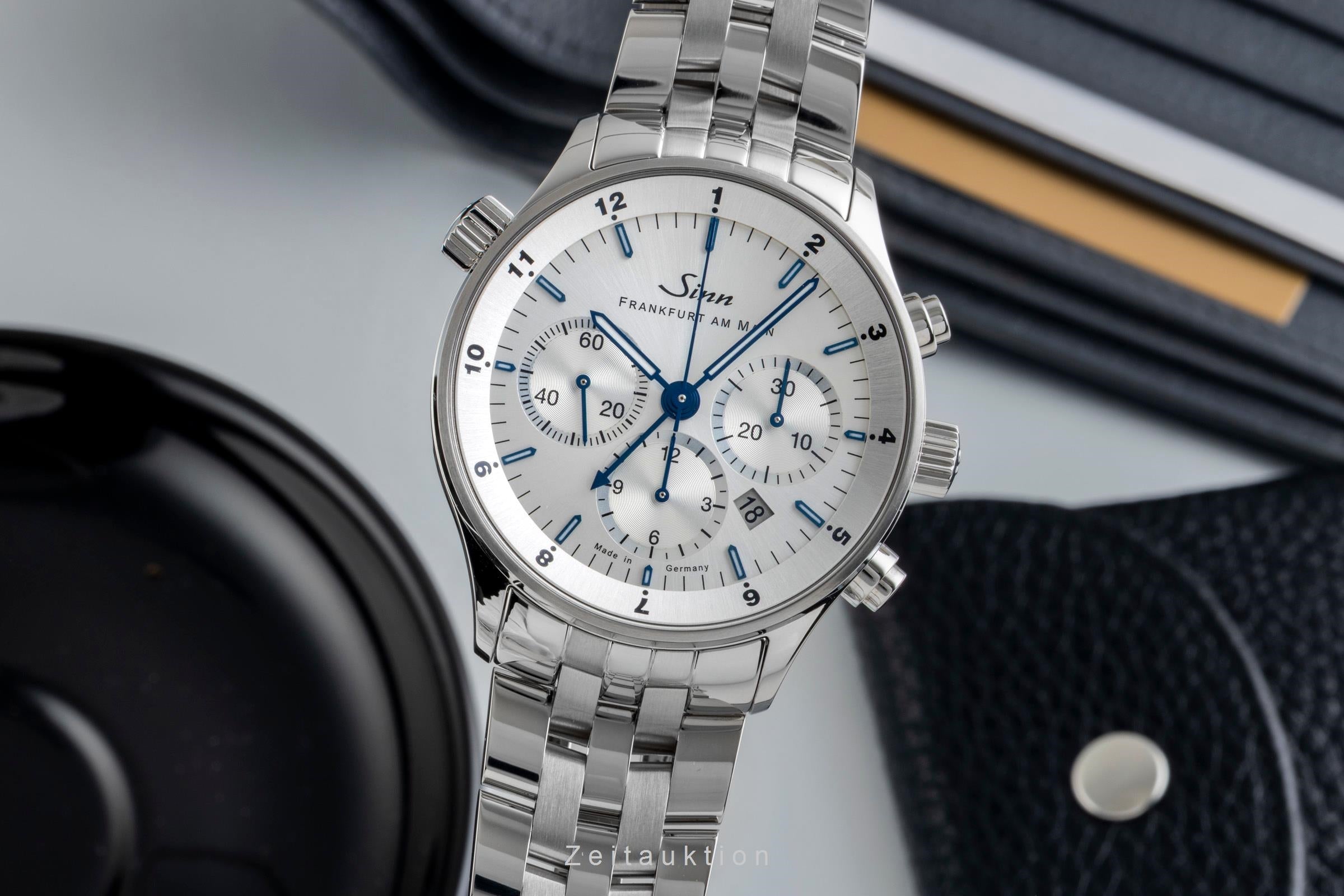 Sinn Frankfurter Finanzplatzuhr 6099 Stahl Automatik Ref. 6099.012 B&P Limited  [2601673]