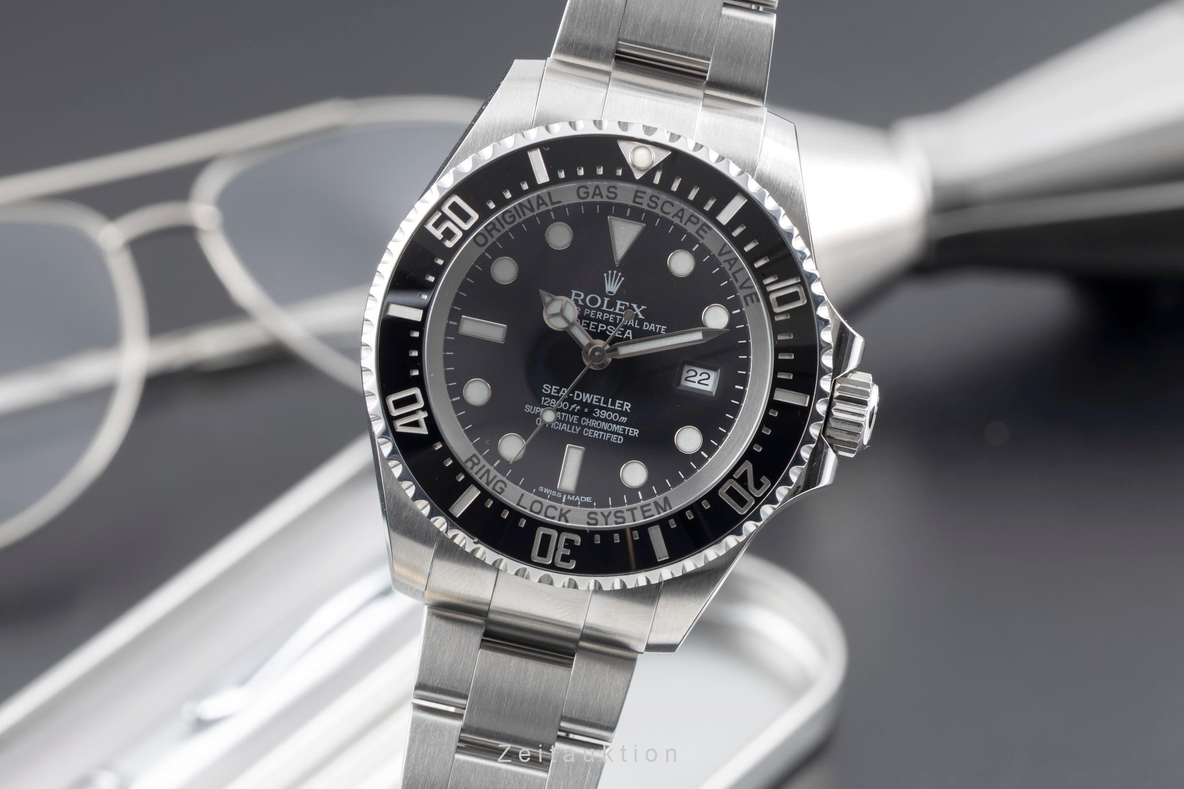 Rolex Sea-Dweller steel automatic men's watch 116660  [2601695]