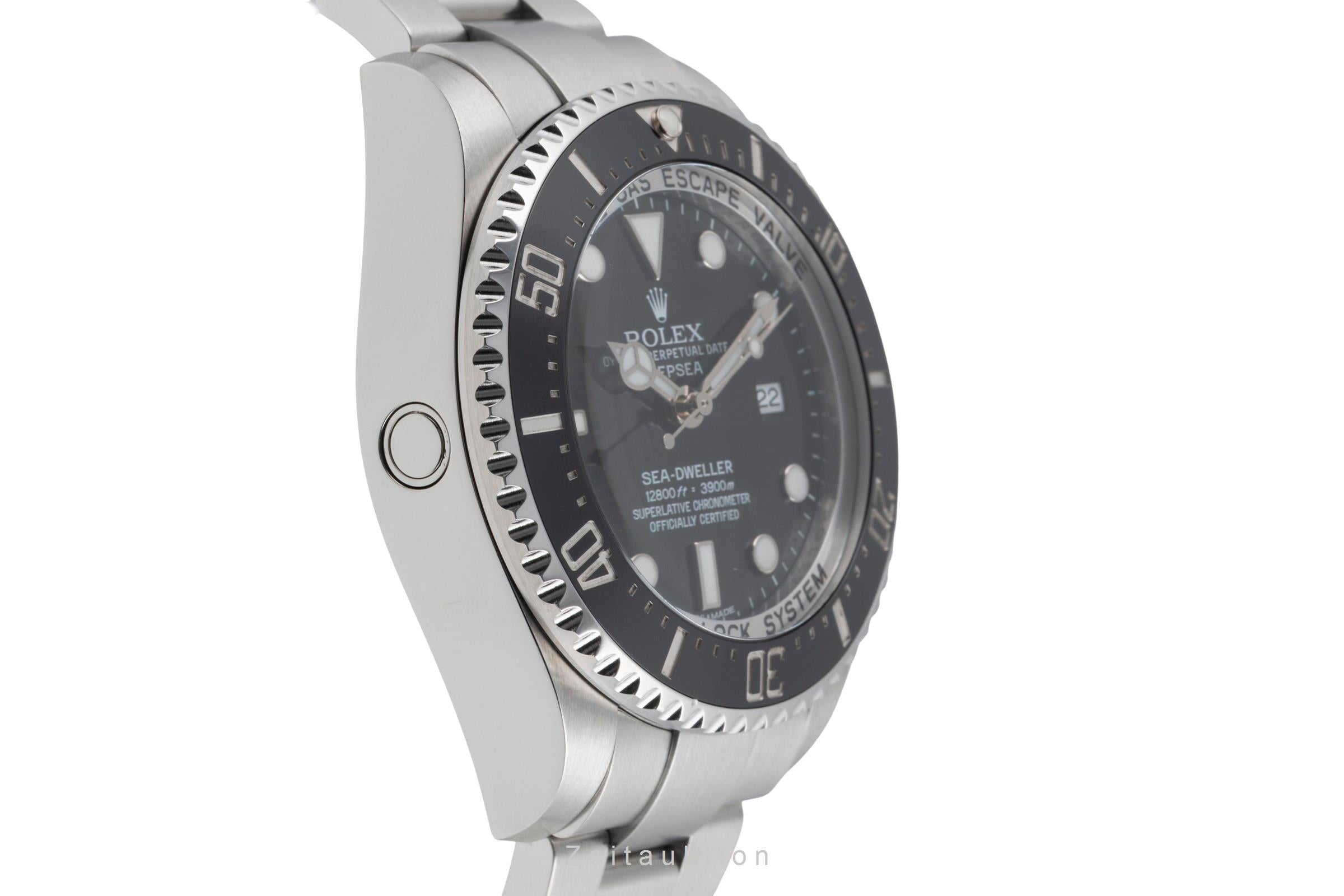 Rolex Sea-Dweller steel automatic men's watch 116660  [2601695]