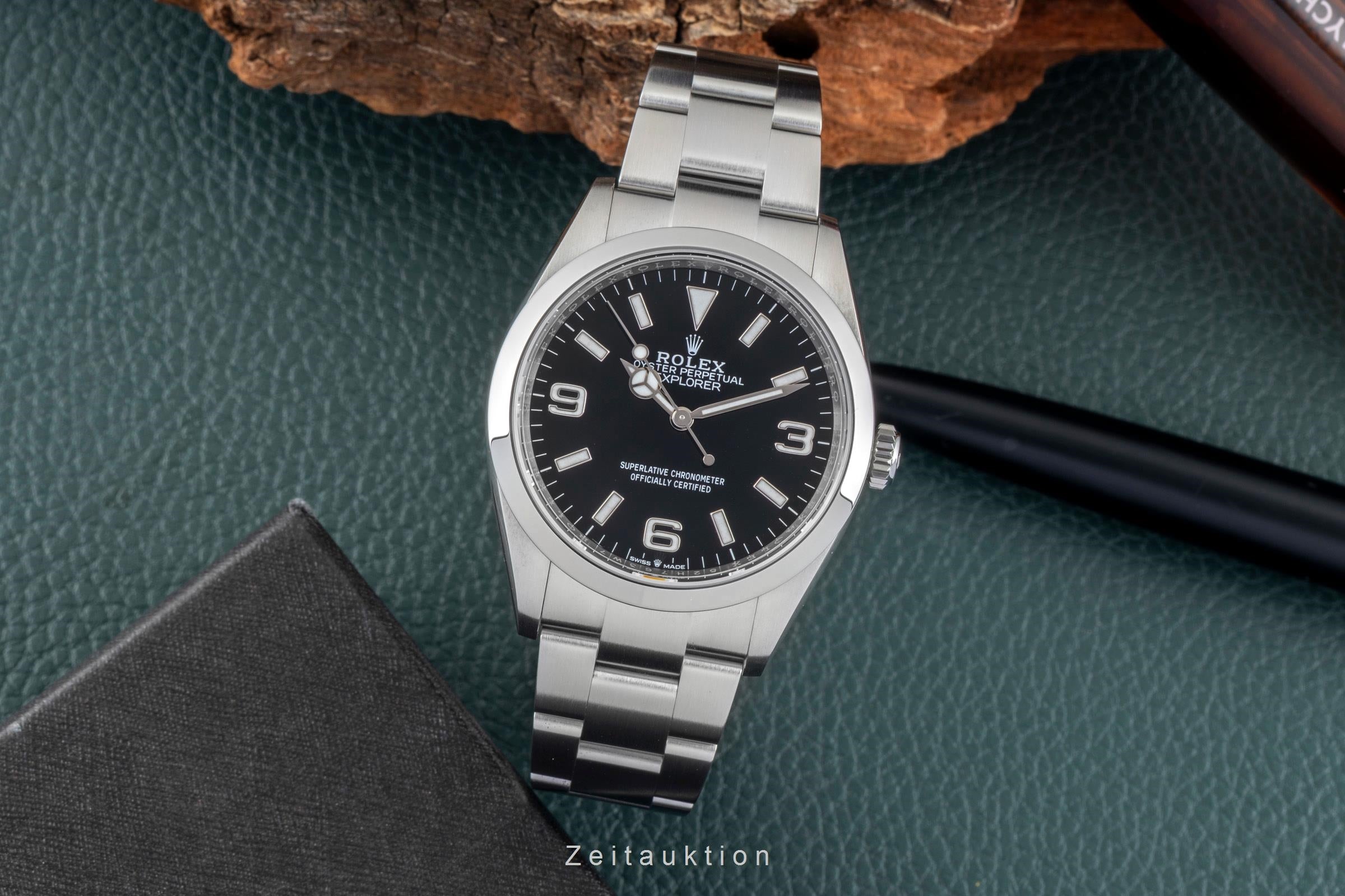 Rolex Explorer steel automatic men's watch 124270  [2601779]